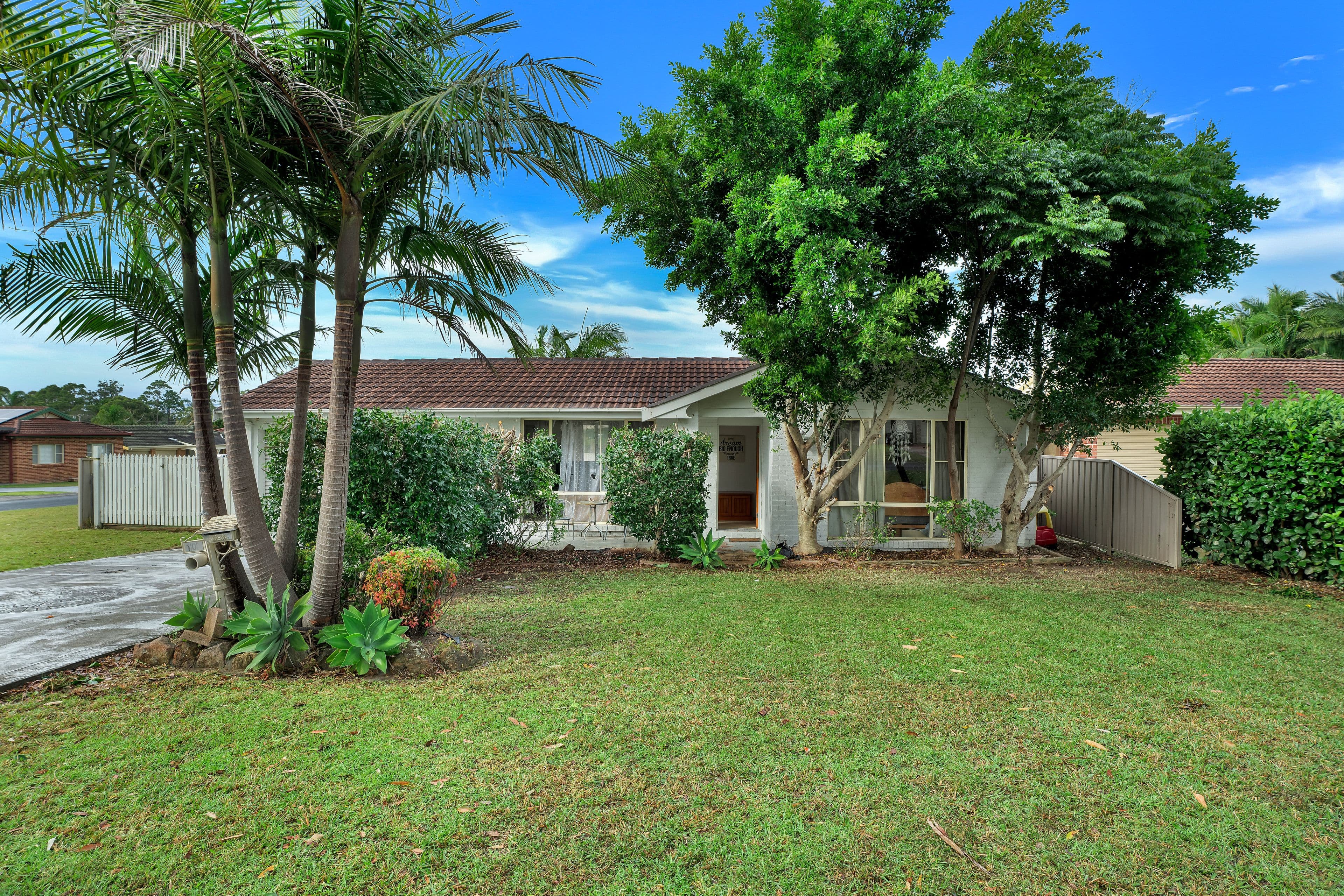 100 Hollingsworth Crescent, Callala Bay NSW 2540, Callala Bay - Thumbnail 2
