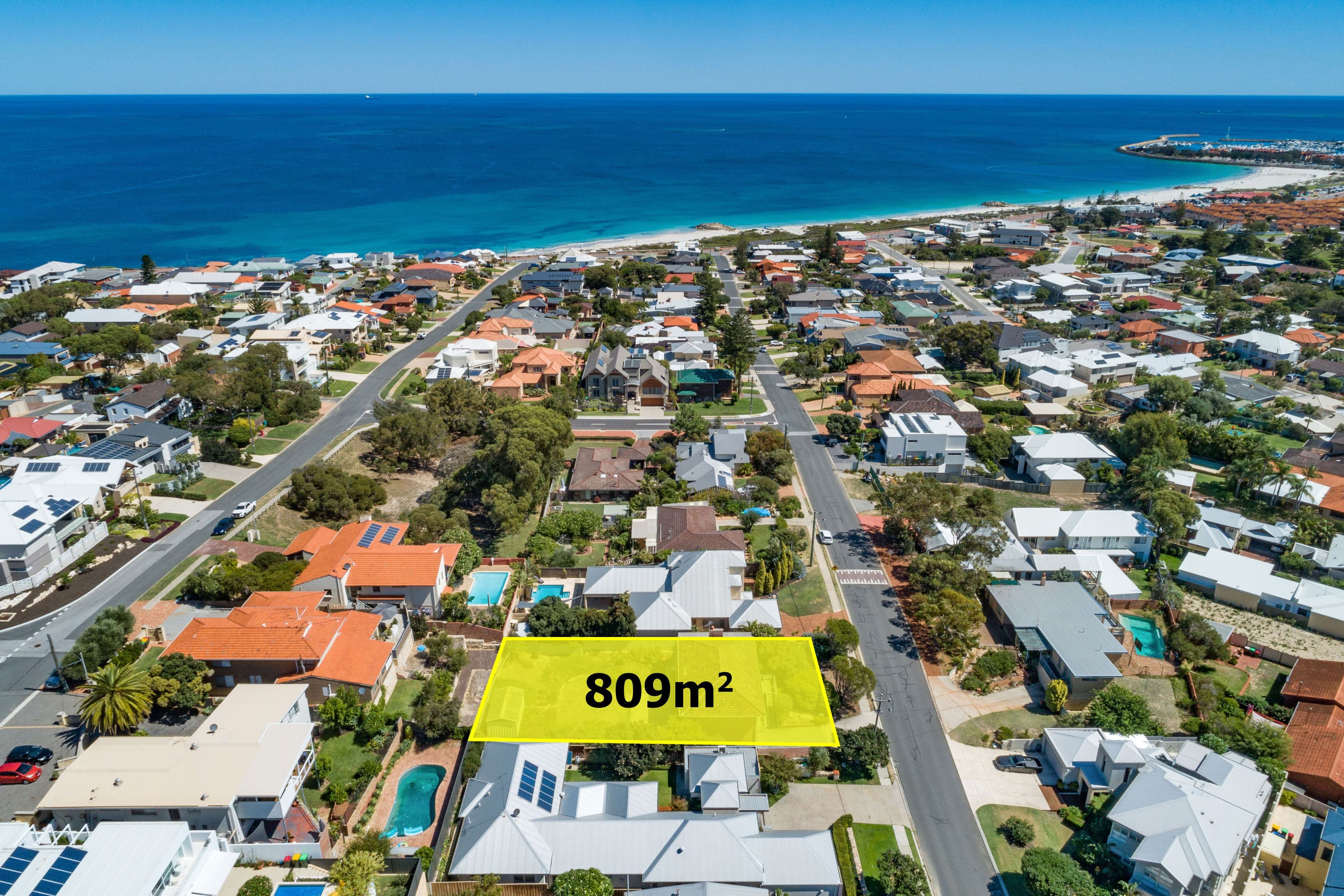 44 Robin Avenue, Sorrento WA 6020, Sorrento - Image 1