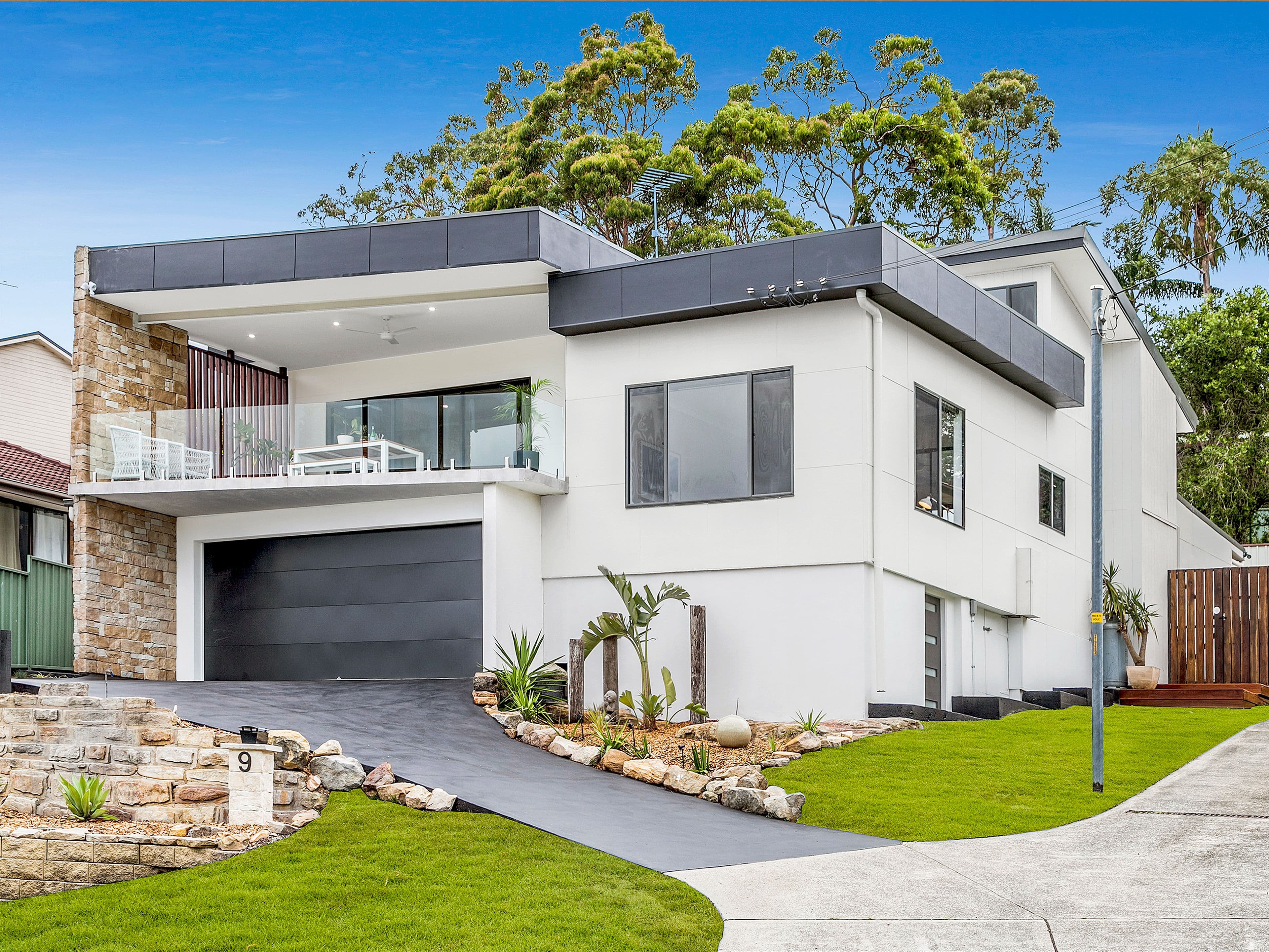 9 Parkes Street, Helensburgh - Image 1