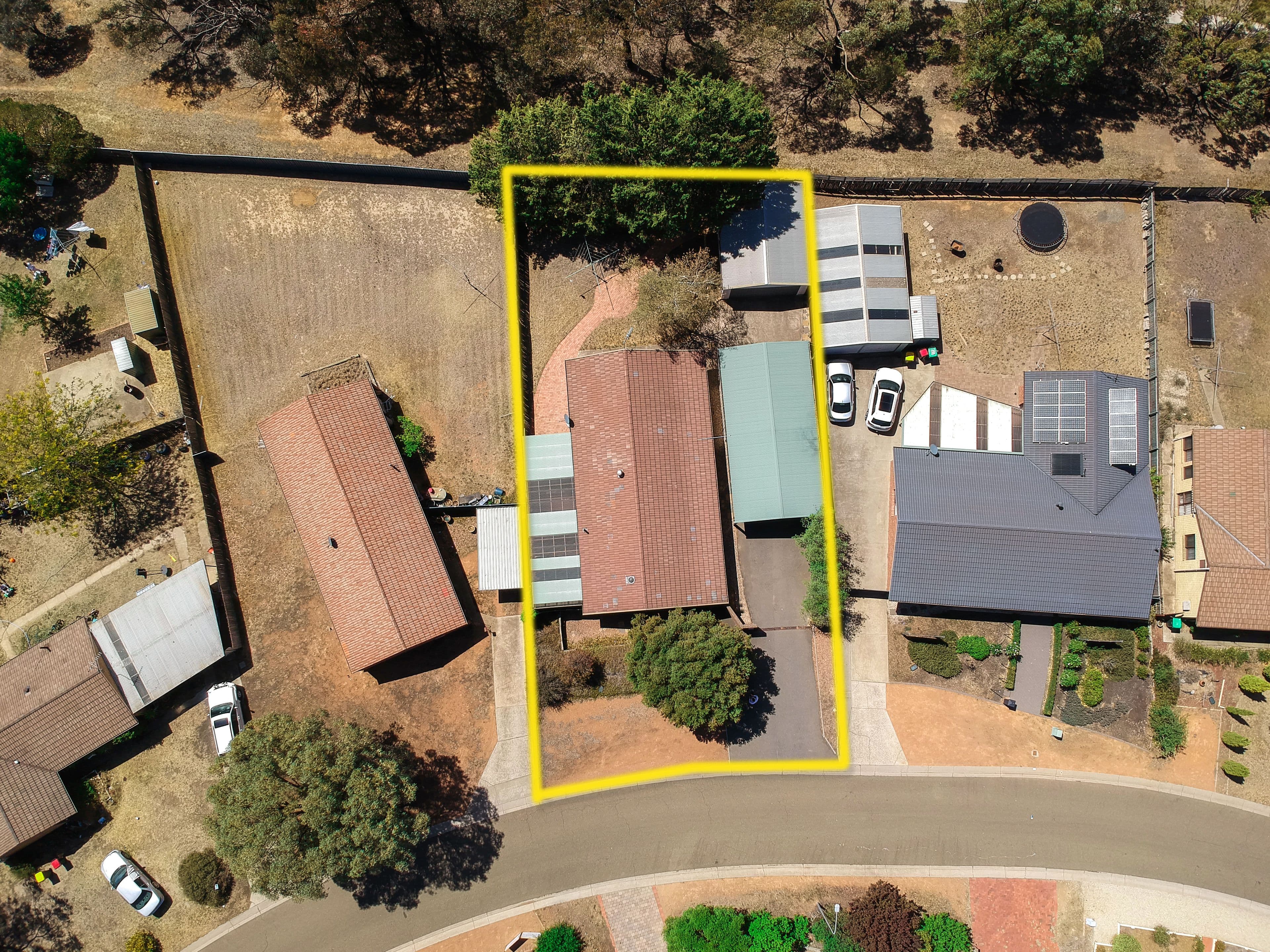 10 Wolff Crescent, Latham ACT 2615, Latham - Image 1