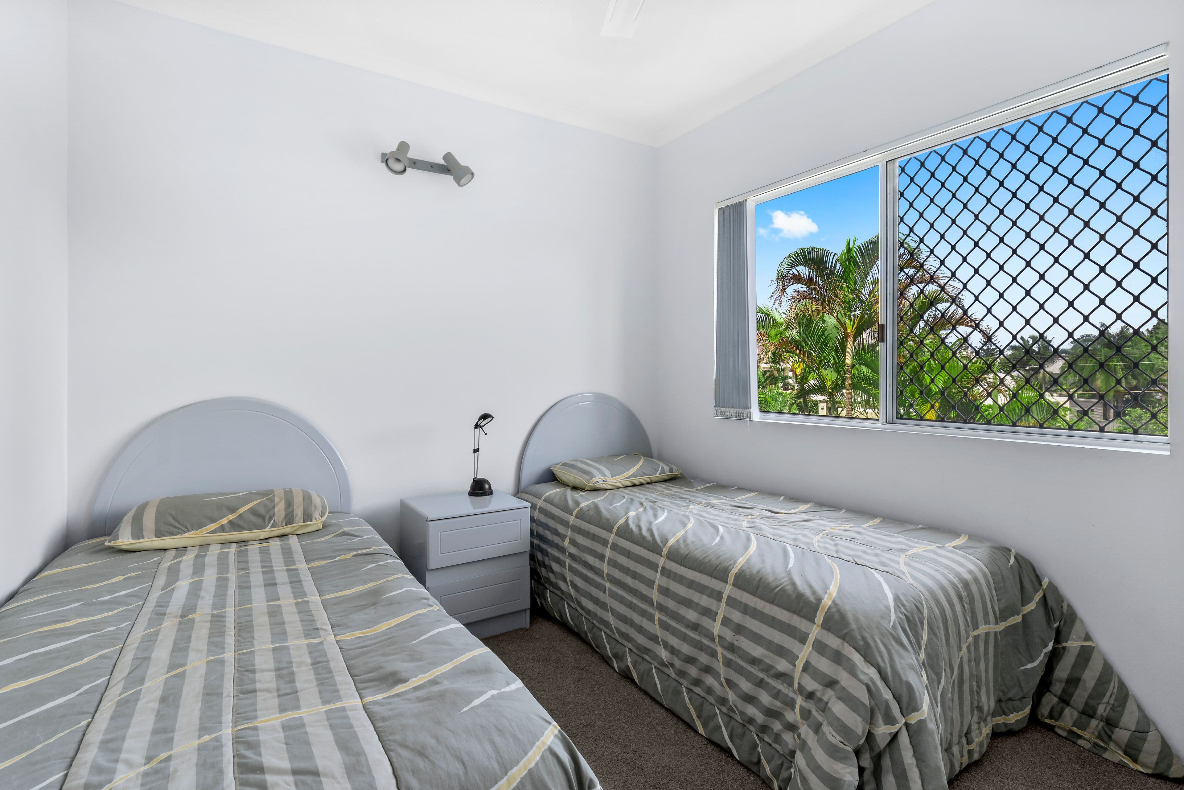 29 Montana Road, Mermaid Beach QLD 4218, Mermaid Beach - Thumbnail 8