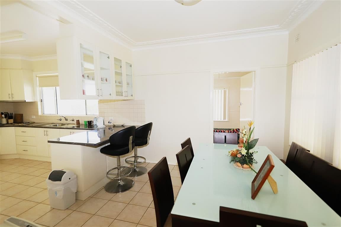 8 Beale Street, Tumut NSW 2720, Tumut - Thumbnail 3