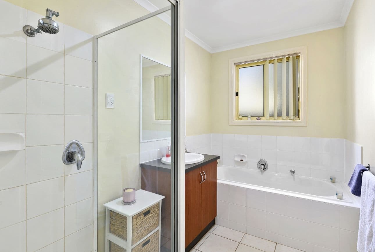 32 Myrtle Grove, North Shore VIC 3214, North Shore - Thumbnail 5