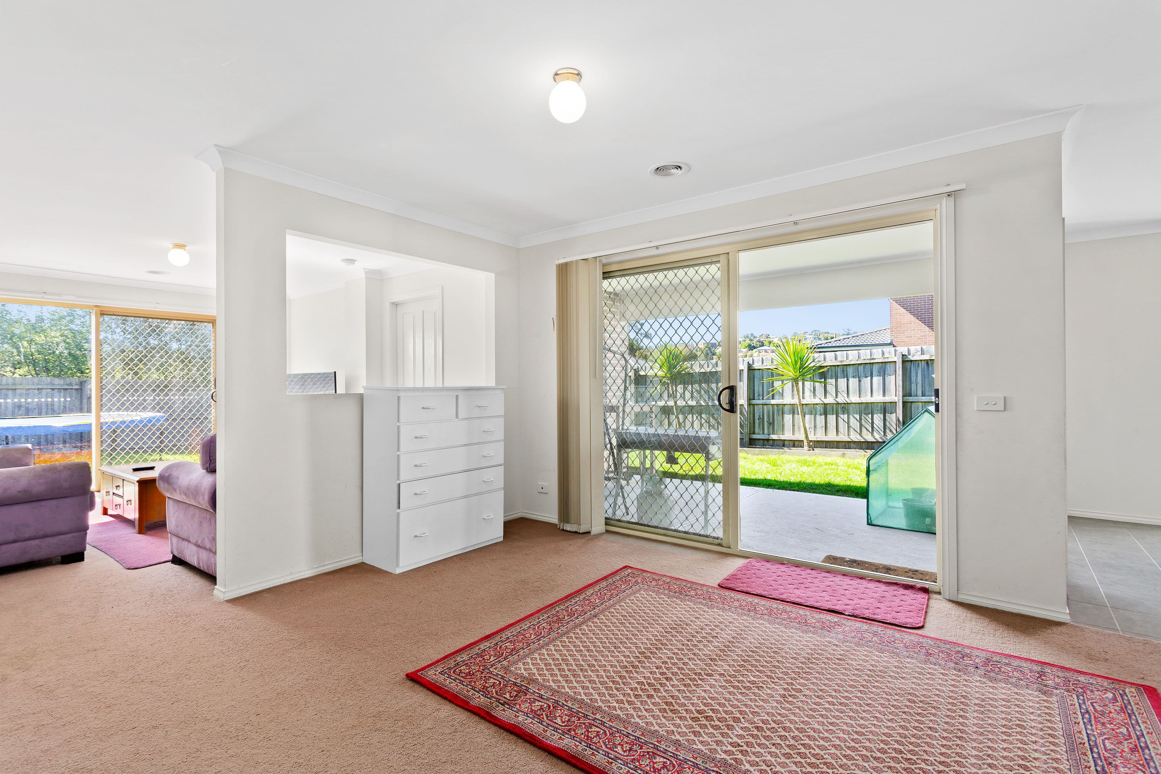 48 Summerhill Boulevard, Drouin VIC 3818, Drouin - Thumbnail 4
