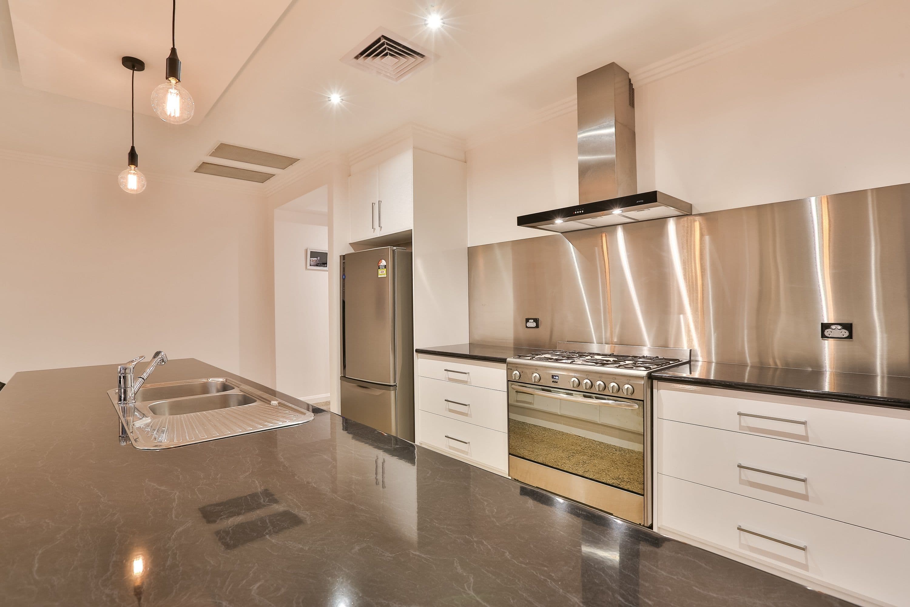 27 Philippa Crescent, Mildura VIC 3500, Mildura - Thumbnail 4