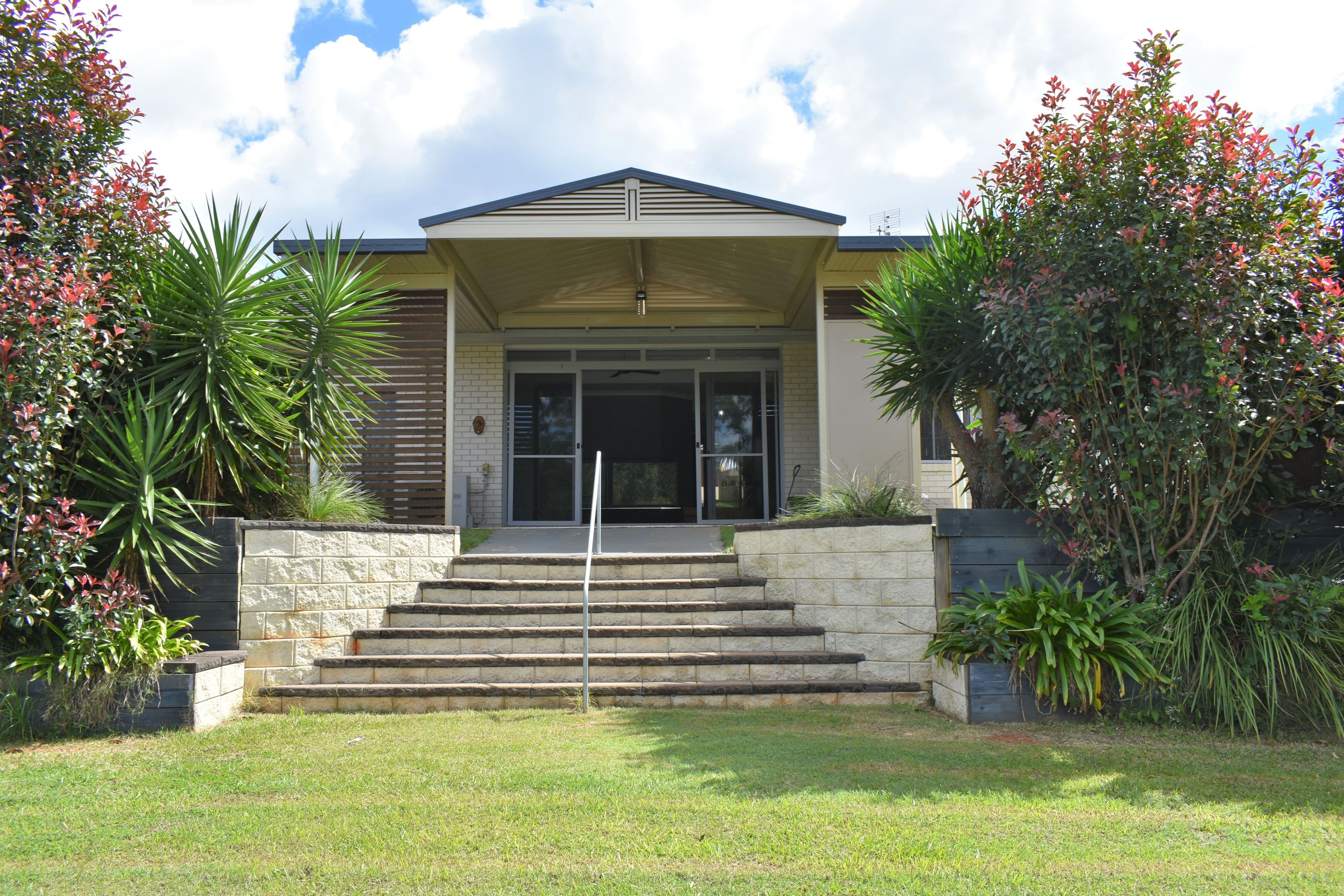 8 Cooinda Place, Glass House Mountains QLD 4518, Glass House Mountains - Image 1