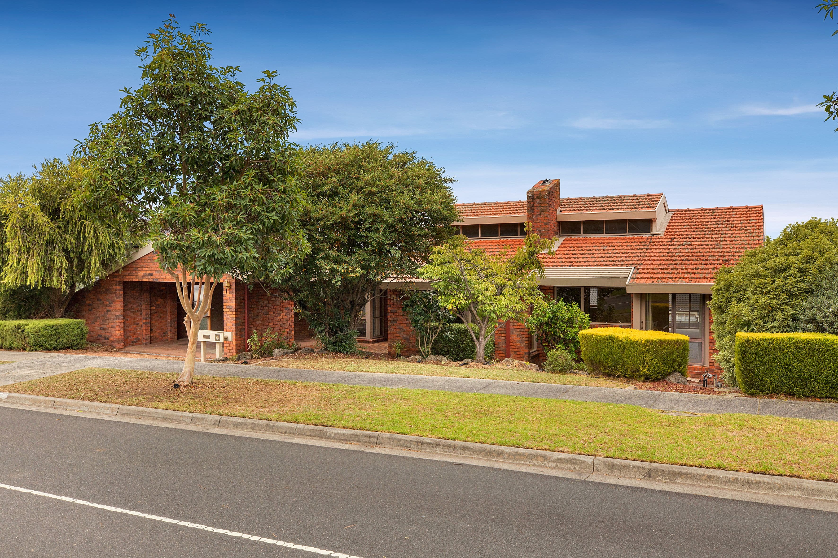 127 Grandview Road, Wheelers Hill VIC 3150, Wheelers Hill - Image 1