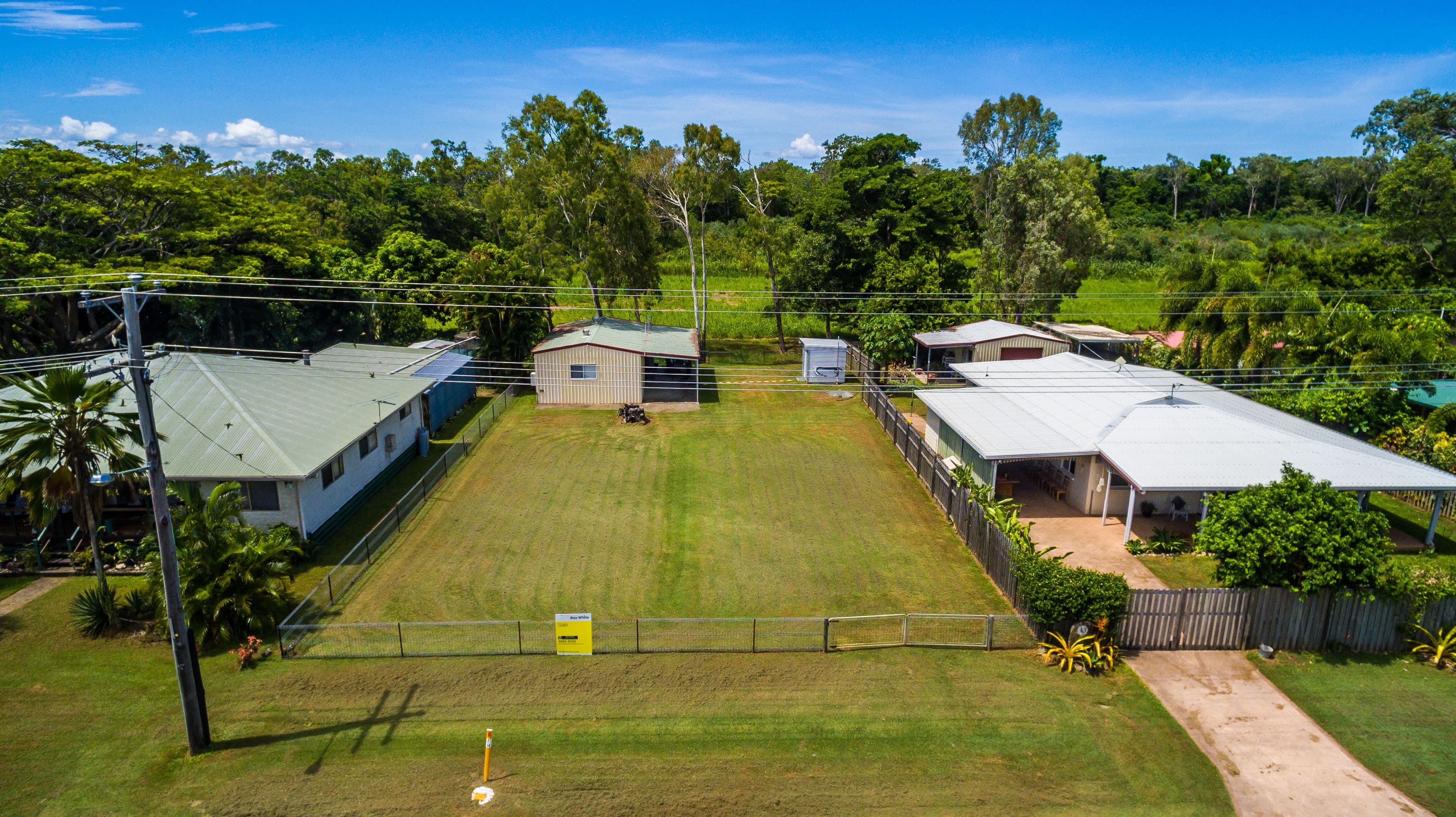 11 Bundesen Avenue, Midge Point QLD 4799, Midge Point - Thumbnail 2