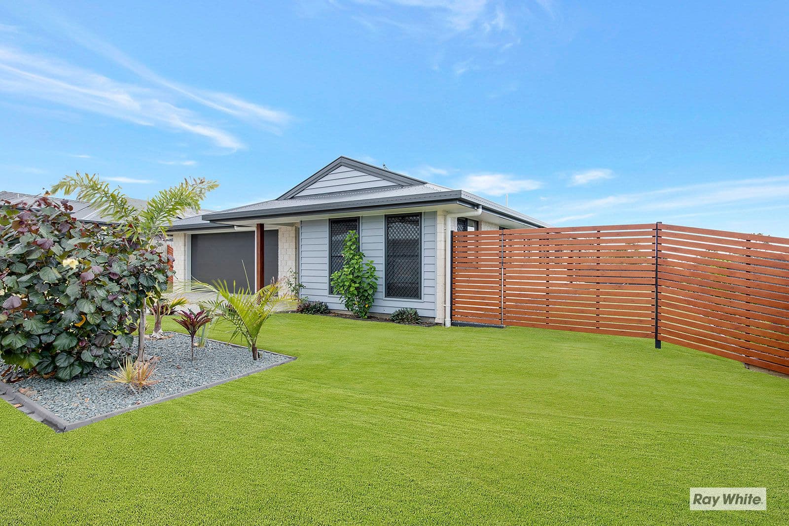 16 Shoalwater Circuit, Lammermoor QLD 4703, Lammermoor - Thumbnail 2