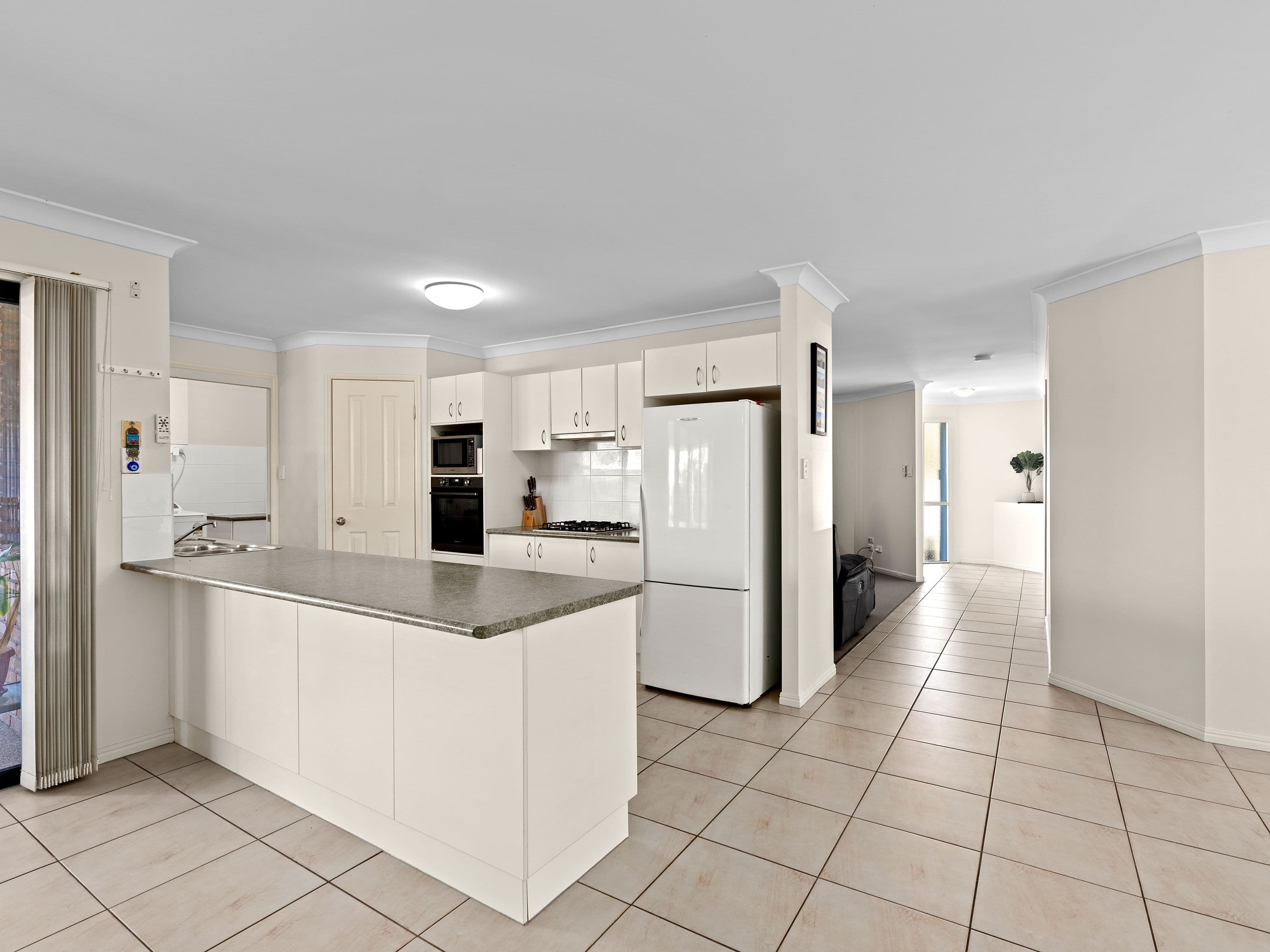 13 Baden Jones Way, North Booval QLD 4304, North Booval - Thumbnail 5