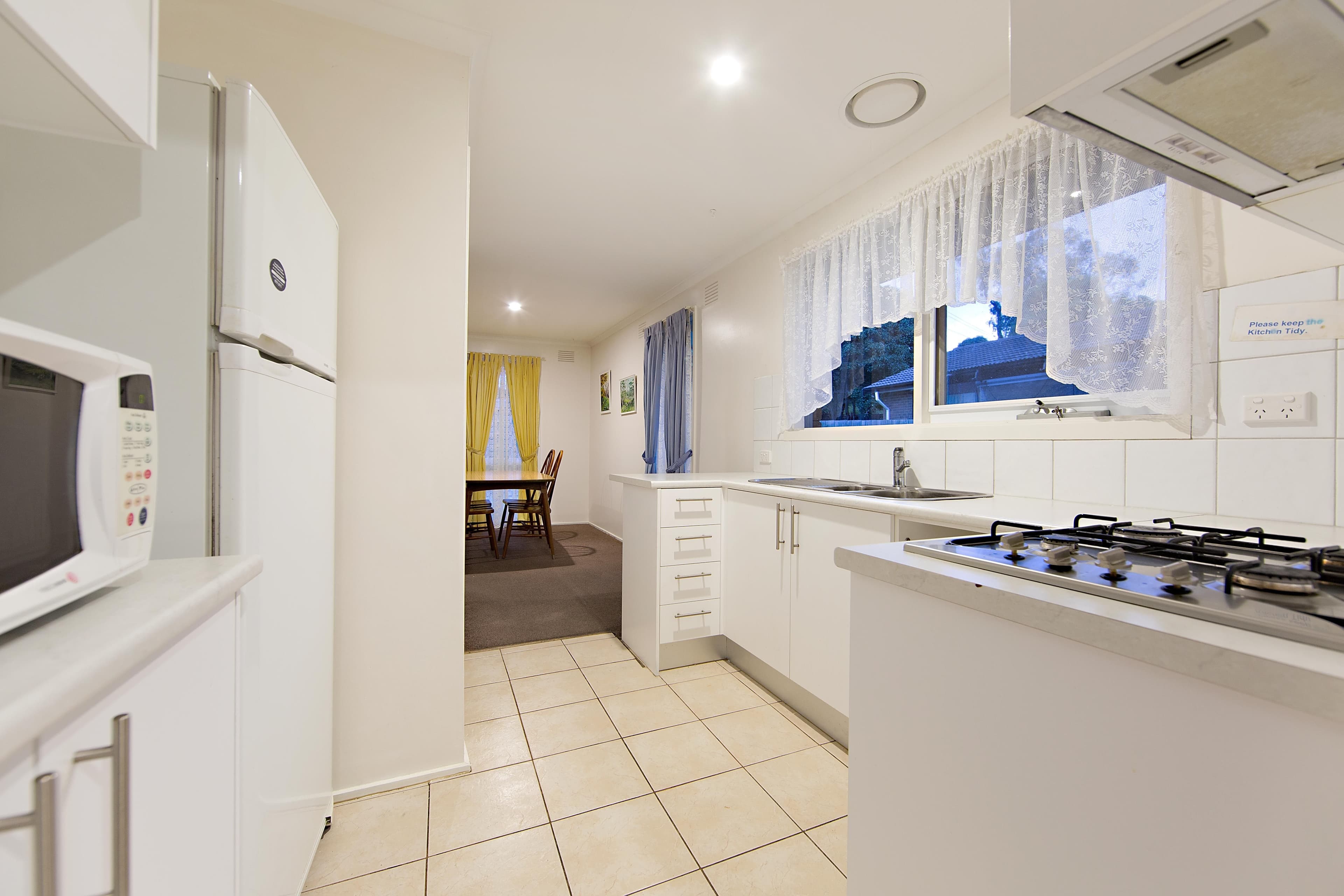 14 Bloom Street, Frankston VIC 3199, Frankston - Thumbnail 3