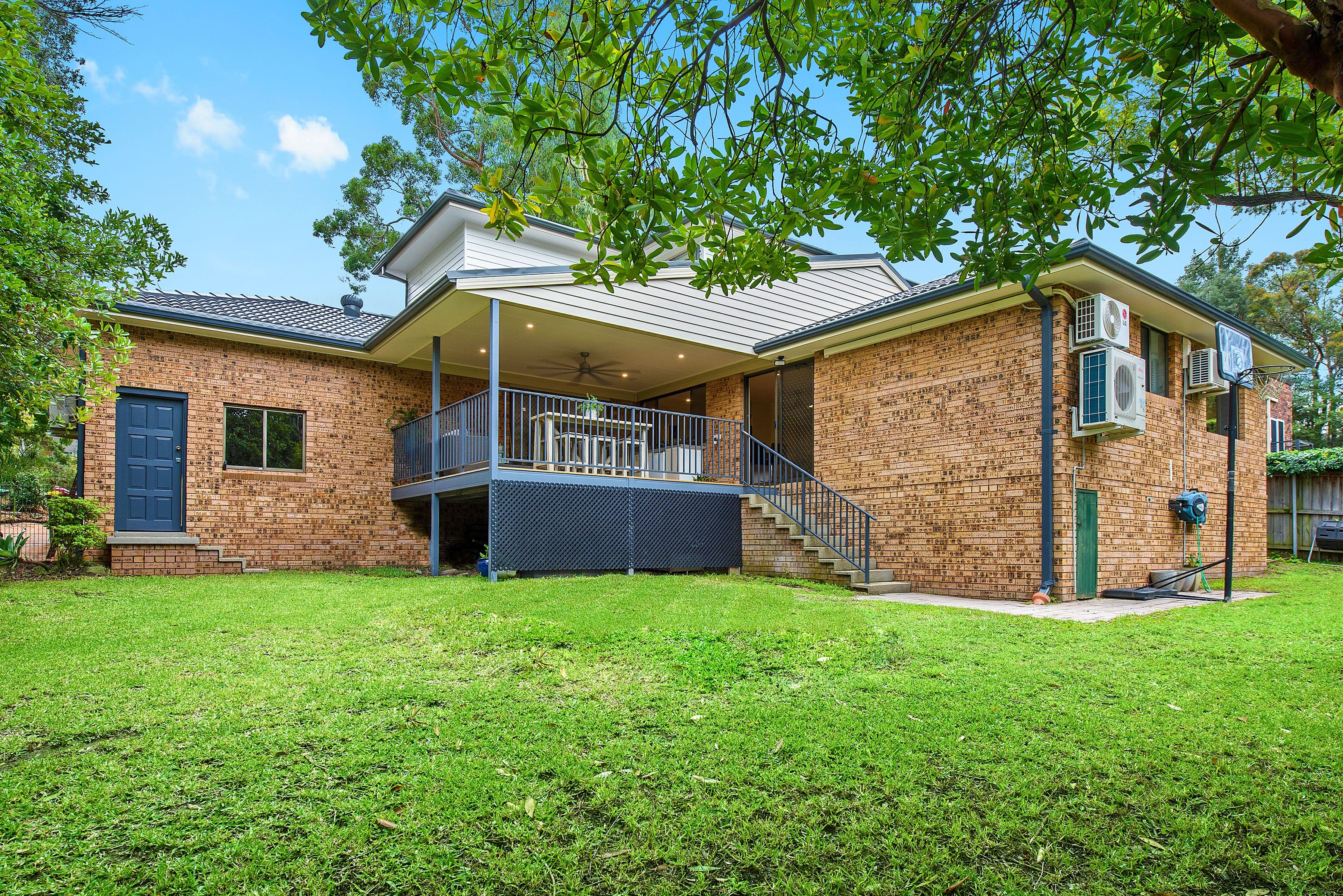 98 Francis Greenway Drive, Cherrybrook NSW 2126, Cherrybrook - Thumbnail 2
