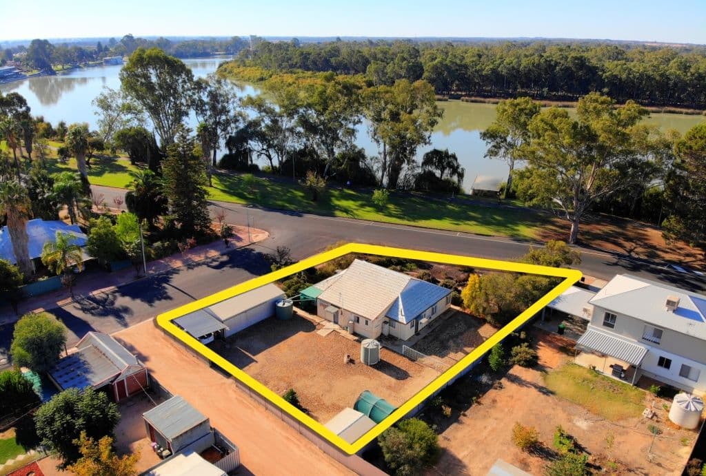 31 Murray Avenue, Renmark SA 5341, Renmark - Image 1