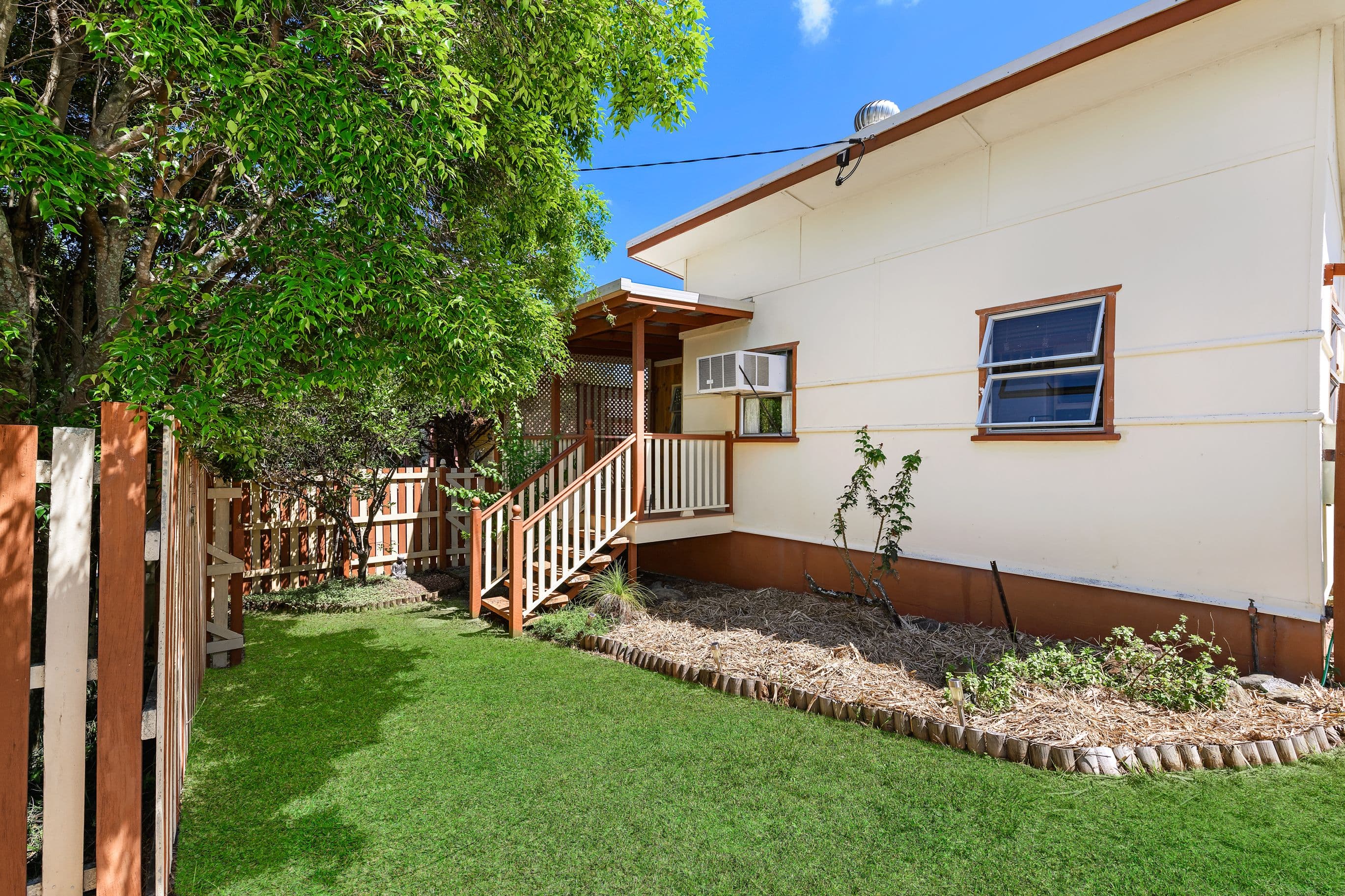 44 Yacht Street, Clontarf QLD 4019, Clontarf - Thumbnail 2