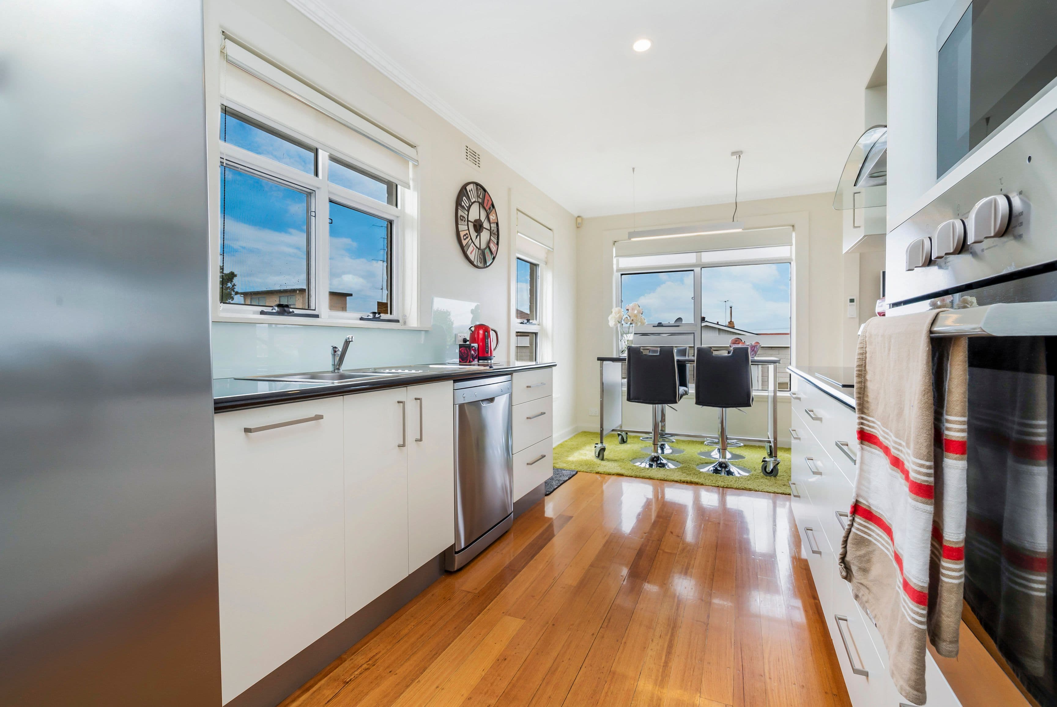 2 Paringa Avenue, Newnham TAS 7248, Newnham - Thumbnail 3