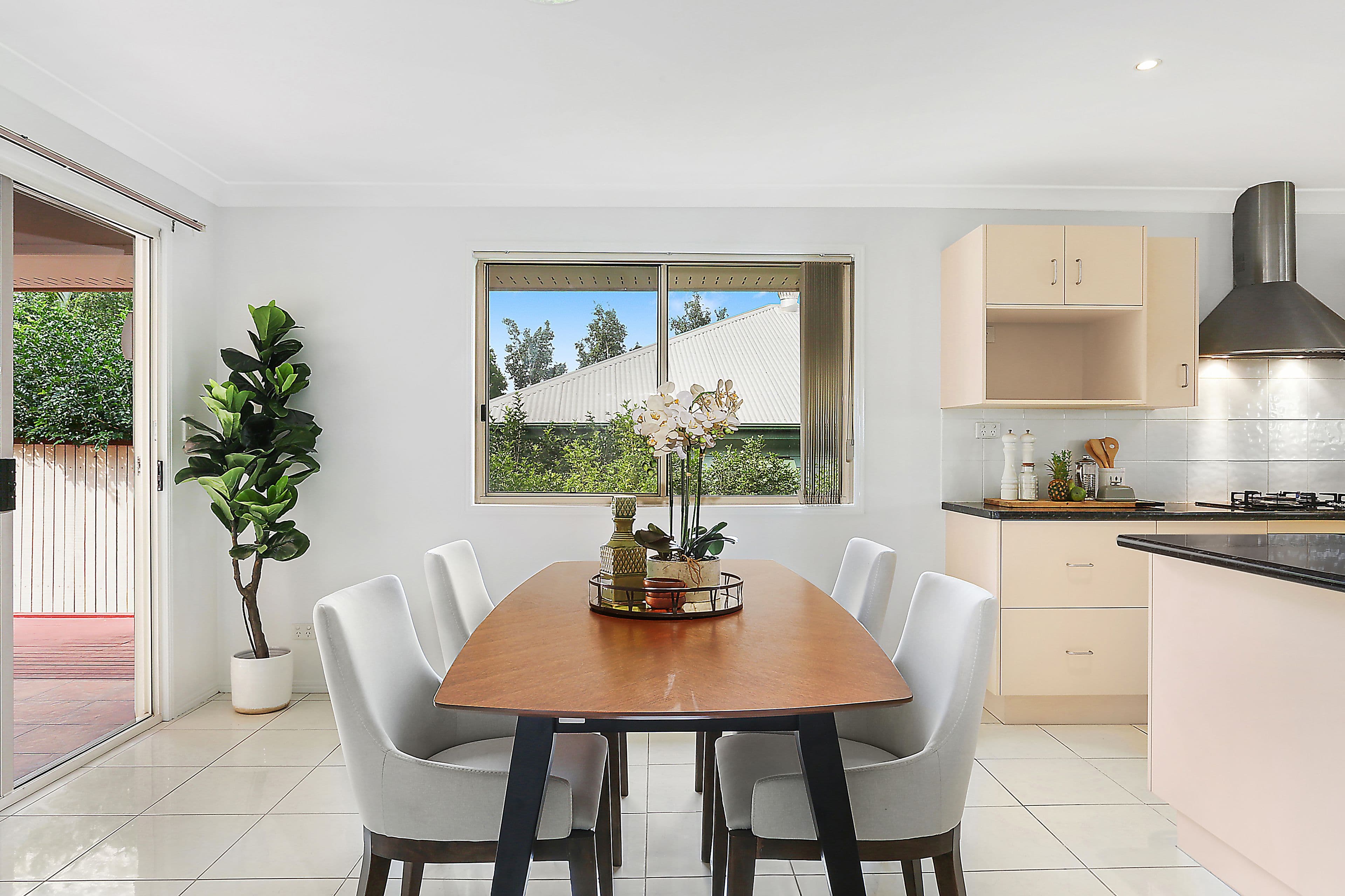 39 Roseglen Street, Greenslopes QLD 4120, Greenslopes - Thumbnail 4