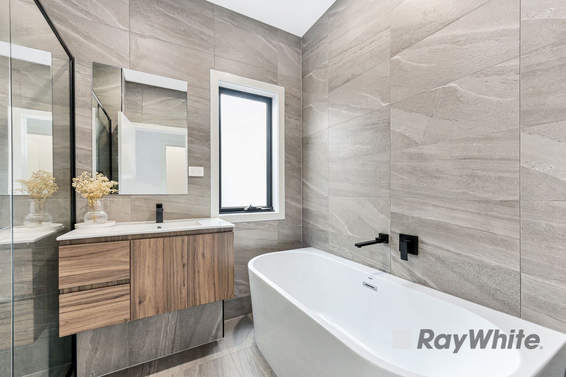 4B Pyrus Court, Doveton VIC 3177, Doveton - Thumbnail 6