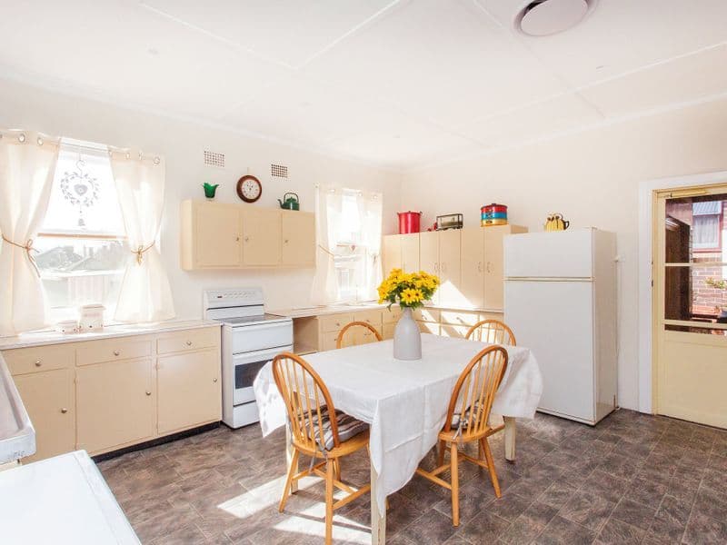 28 Coota Street, Cowra - Thumbnail 4