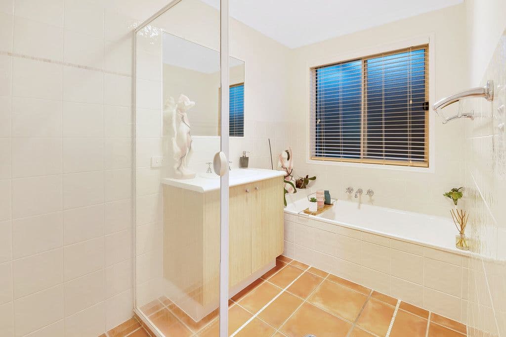 13 Prominent Crescent, Upper Coomera QLD 4209, Upper Coomera - Thumbnail 7