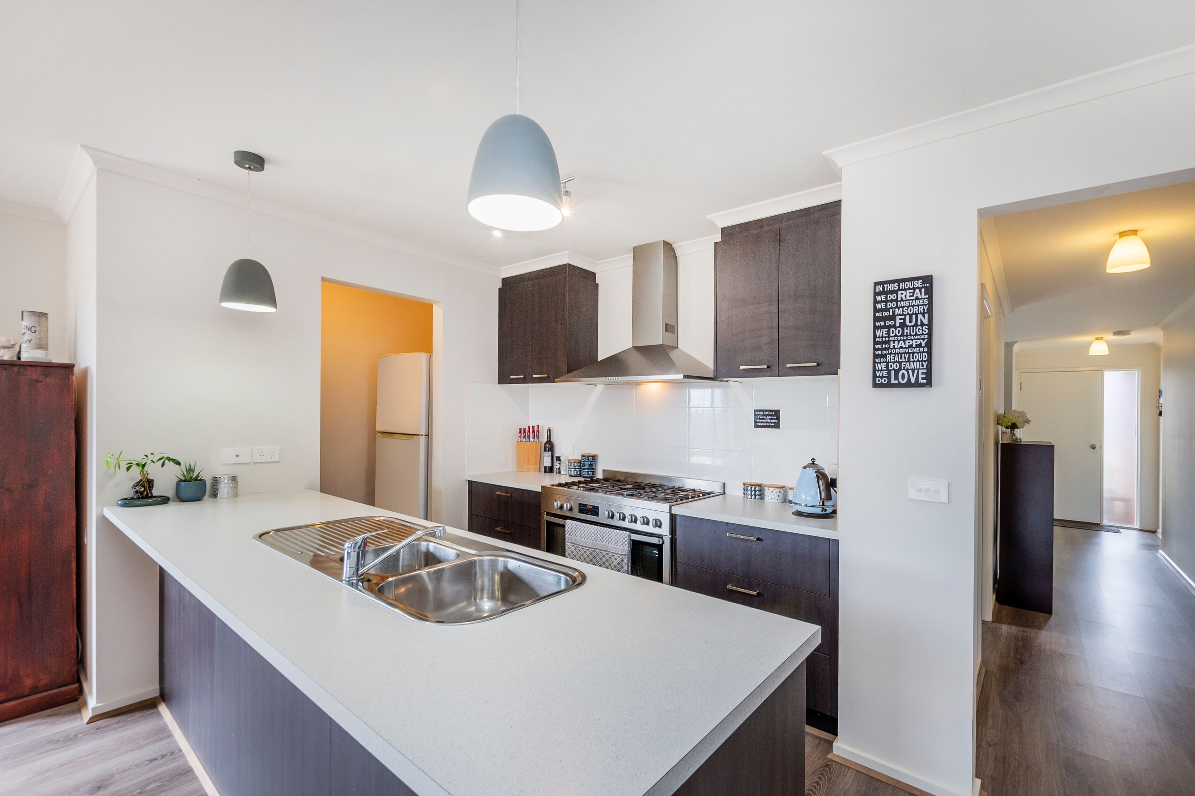 16 Corrigan Street, Warrnambool VIC 3280, Warrnambool - Thumbnail 2