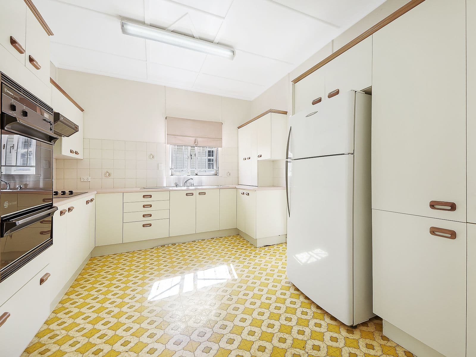 16 Girton Street, Alderley QLD 4051, Enoggera - Thumbnail 5