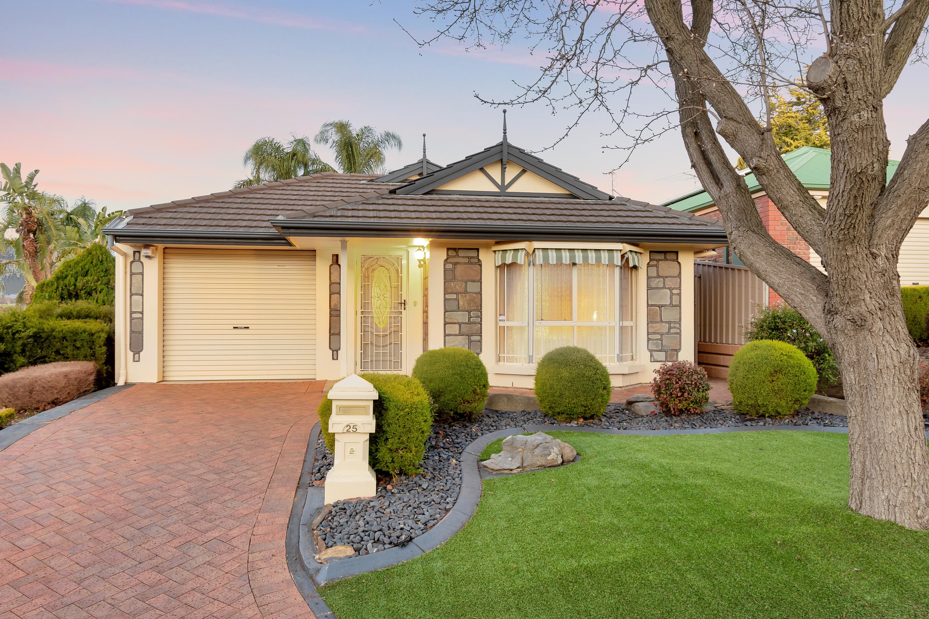 25 Lake Maurice Place, Greenwith SA 5125, Greenwith - Image 1