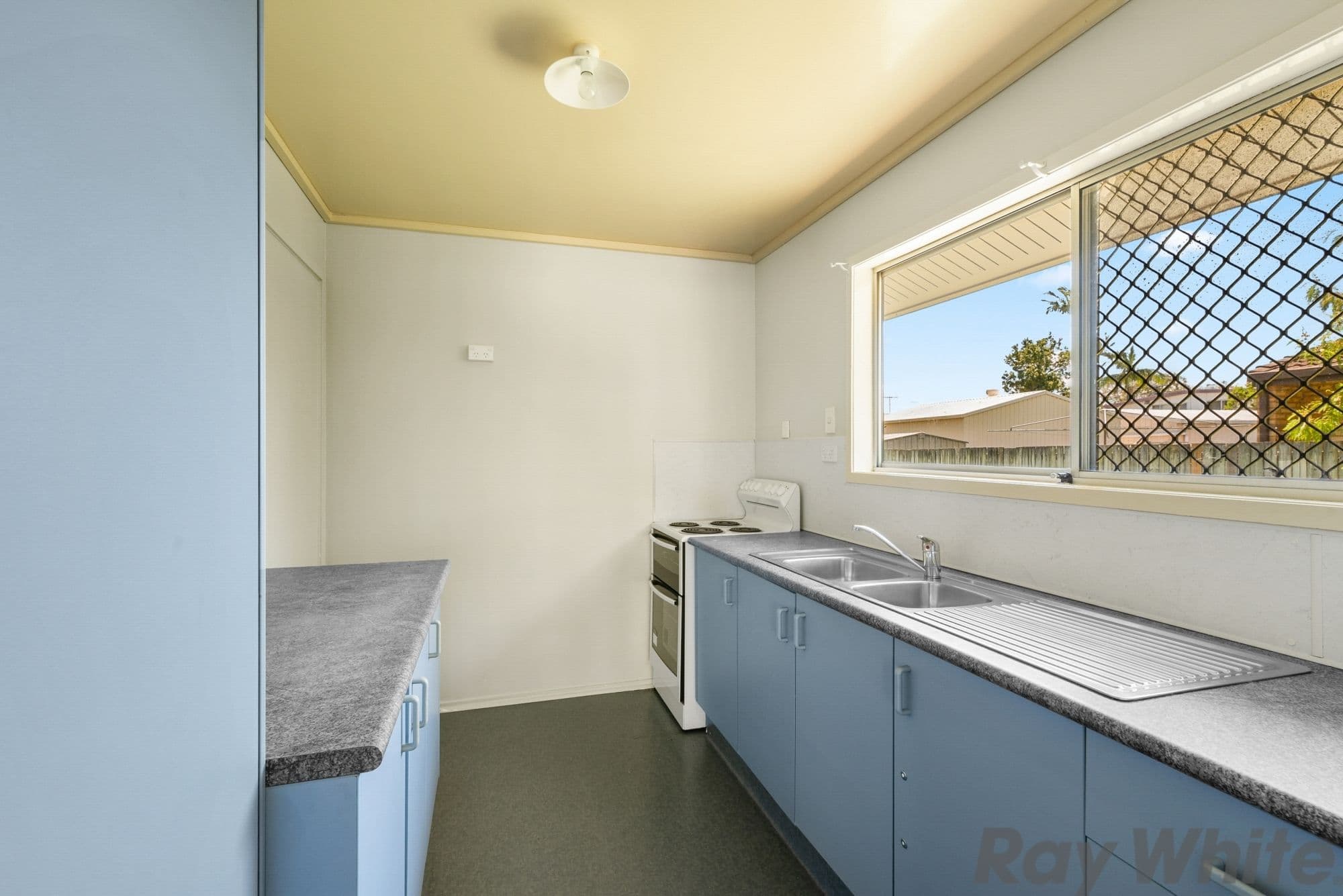 27 Ansell Avenue, Deception Bay QLD 4508, Deception Bay - Thumbnail 4