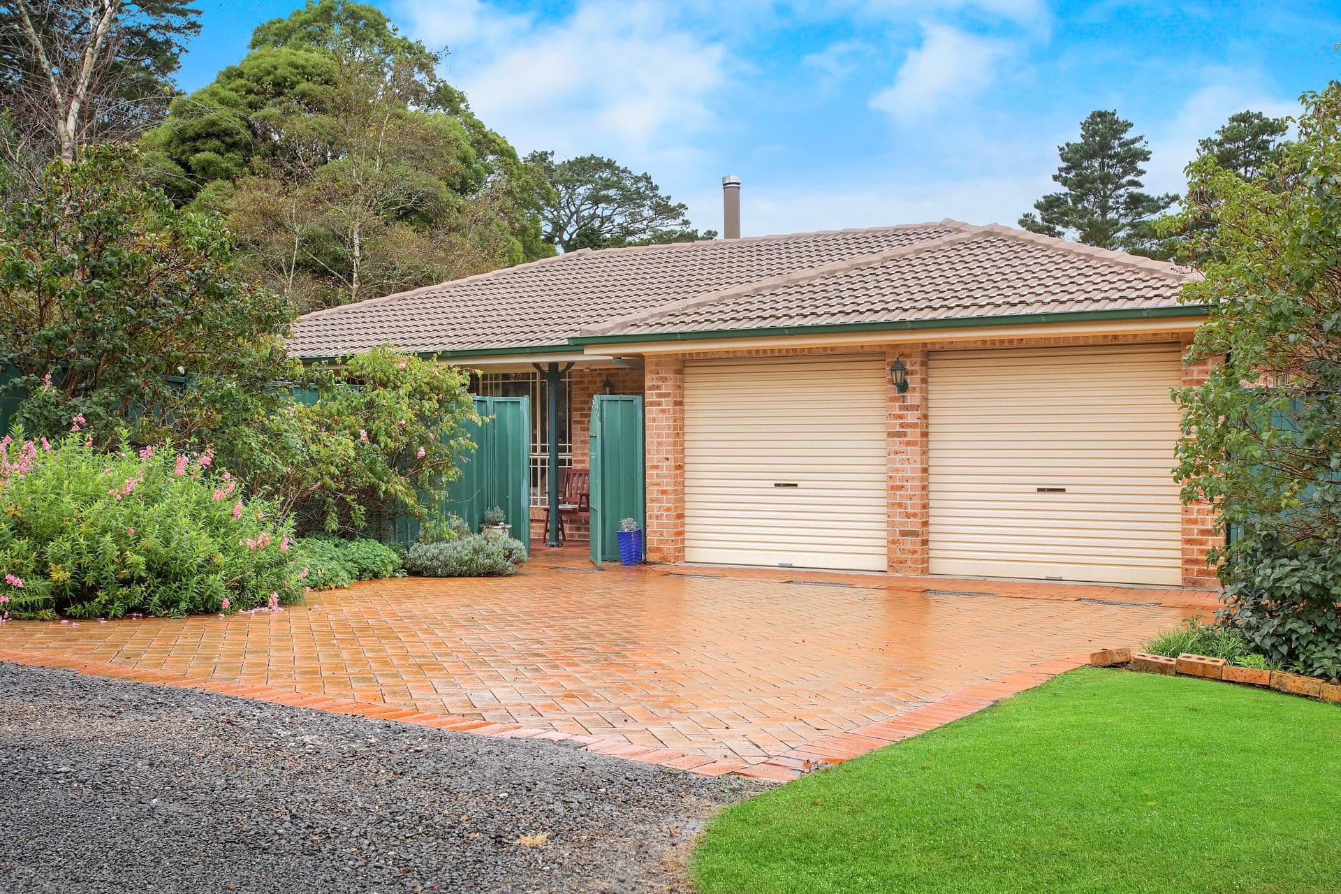 1 Vaughan Avenue, Robertson NSW 2577, Robertson - Thumbnail 2
