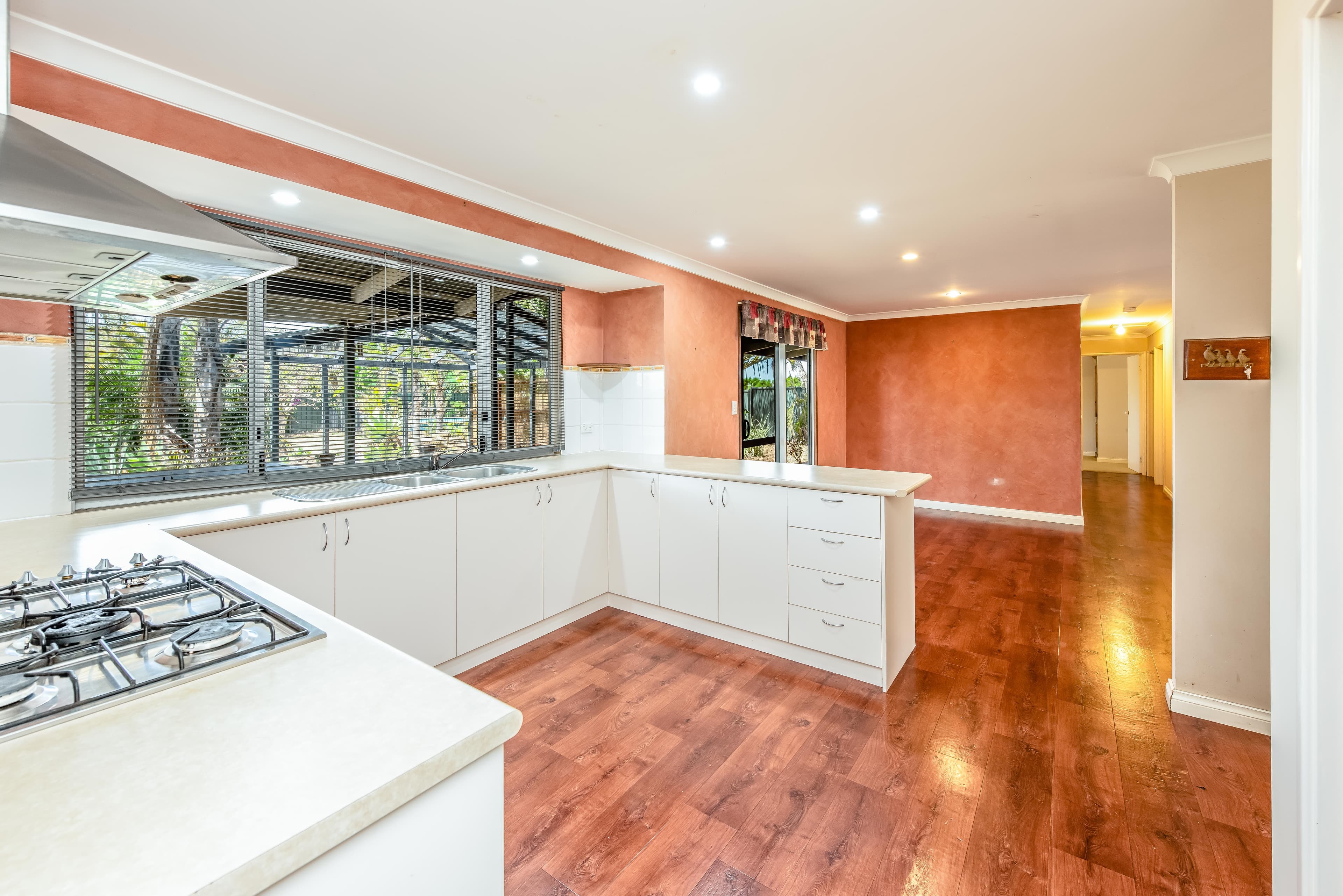 3 Canter Court, Deepdale WA 6532, Deepdale - Thumbnail 5