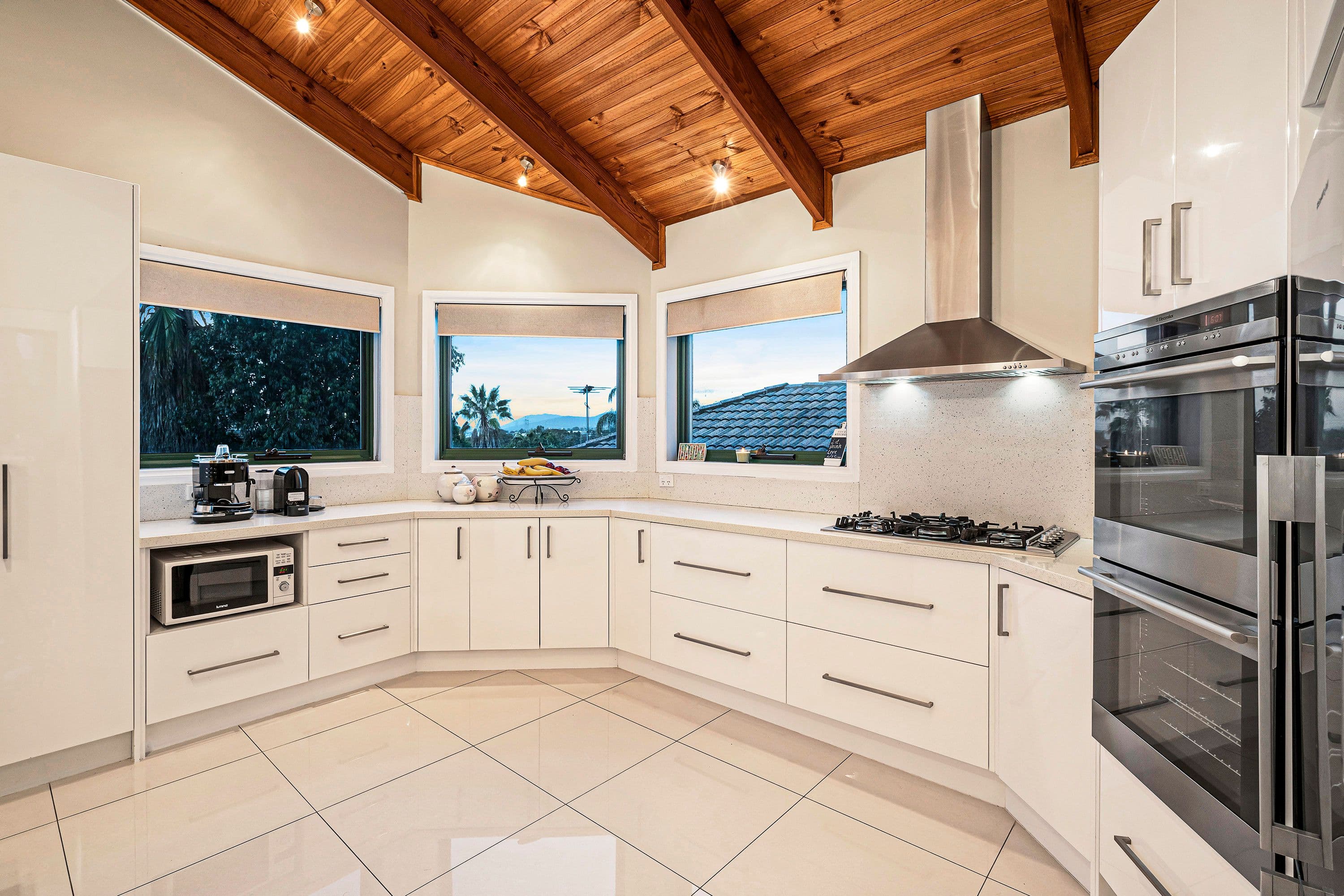 4 Katoomba Drive, Mulgrave VIC 3170, Mulgrave - Thumbnail 3