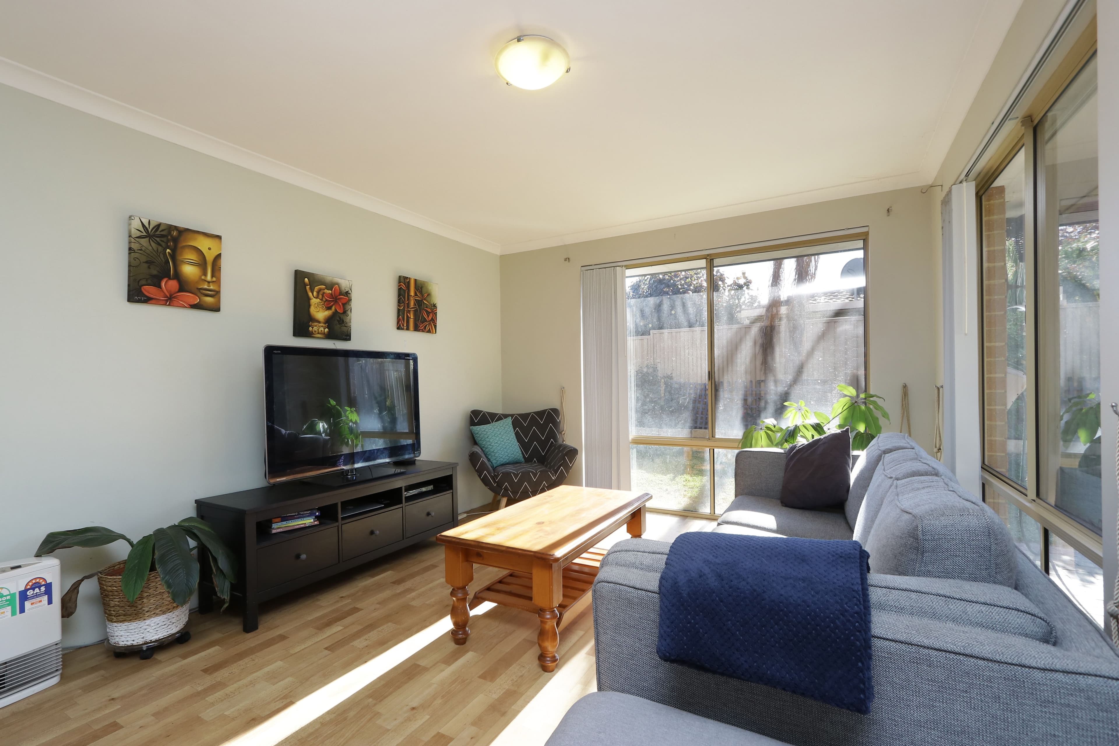 11 Bluegum Road, Thornlie WA 6108, Thornlie - Thumbnail 2