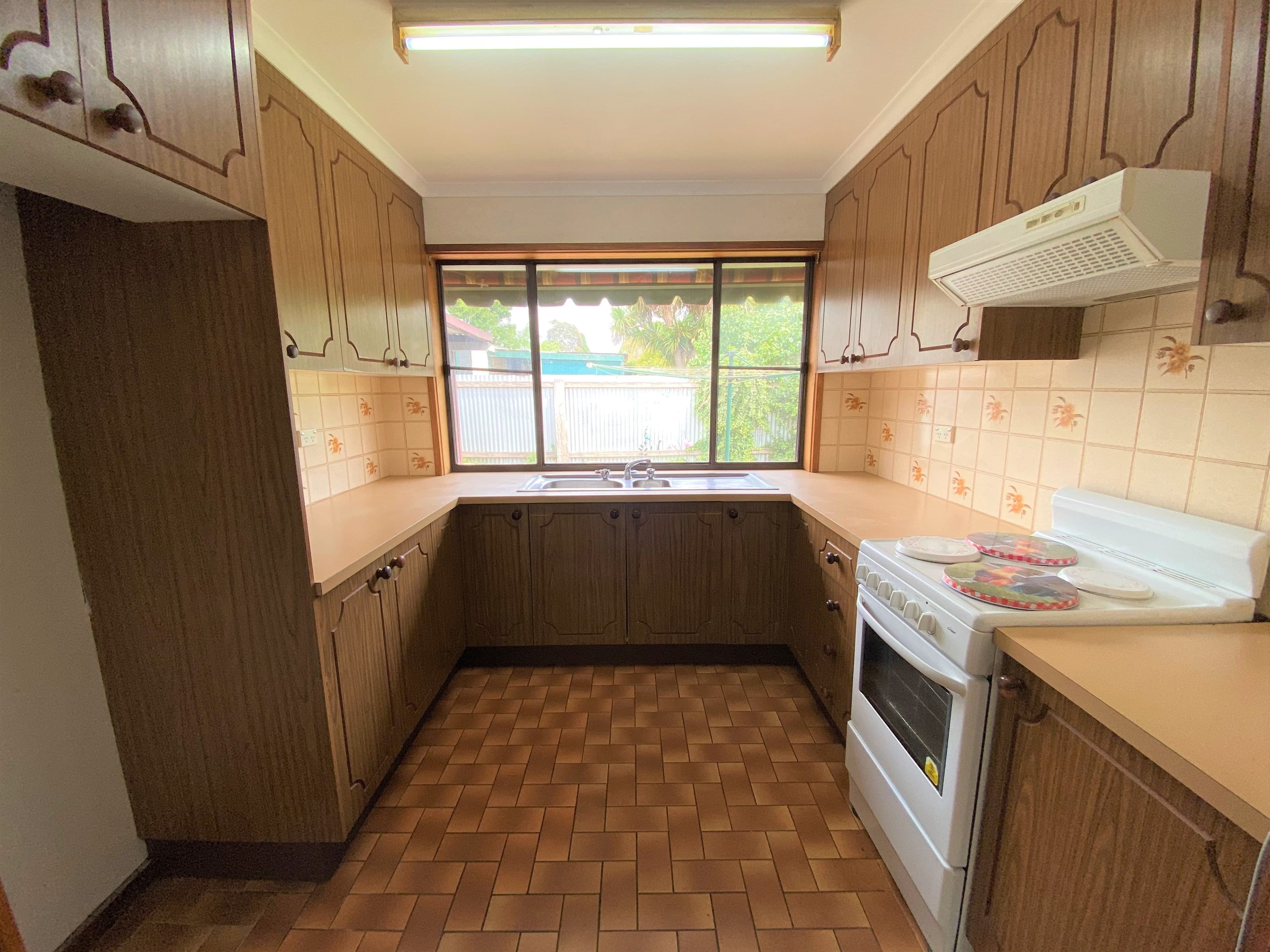 23 Carrington Avenue, Oberon NSW 2787, Oberon - Thumbnail 2