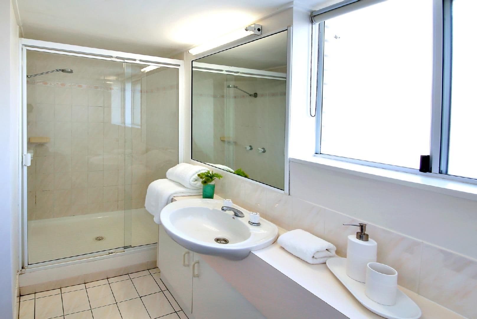 32 Duporth Avenue, Maroochydore QLD 4558, Maroochydore - Thumbnail 7