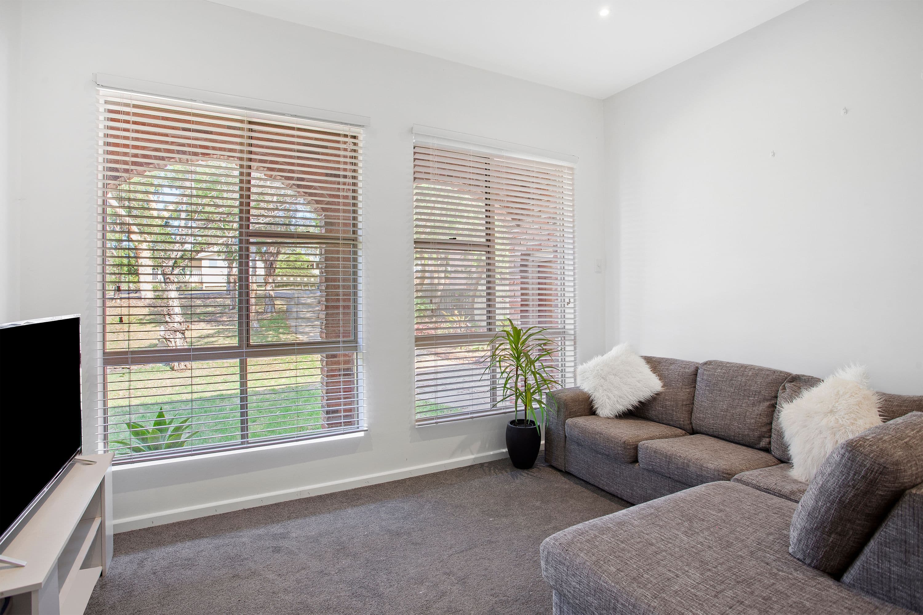 40 Sabrina Avenue, Bateau Bay - Thumbnail 3