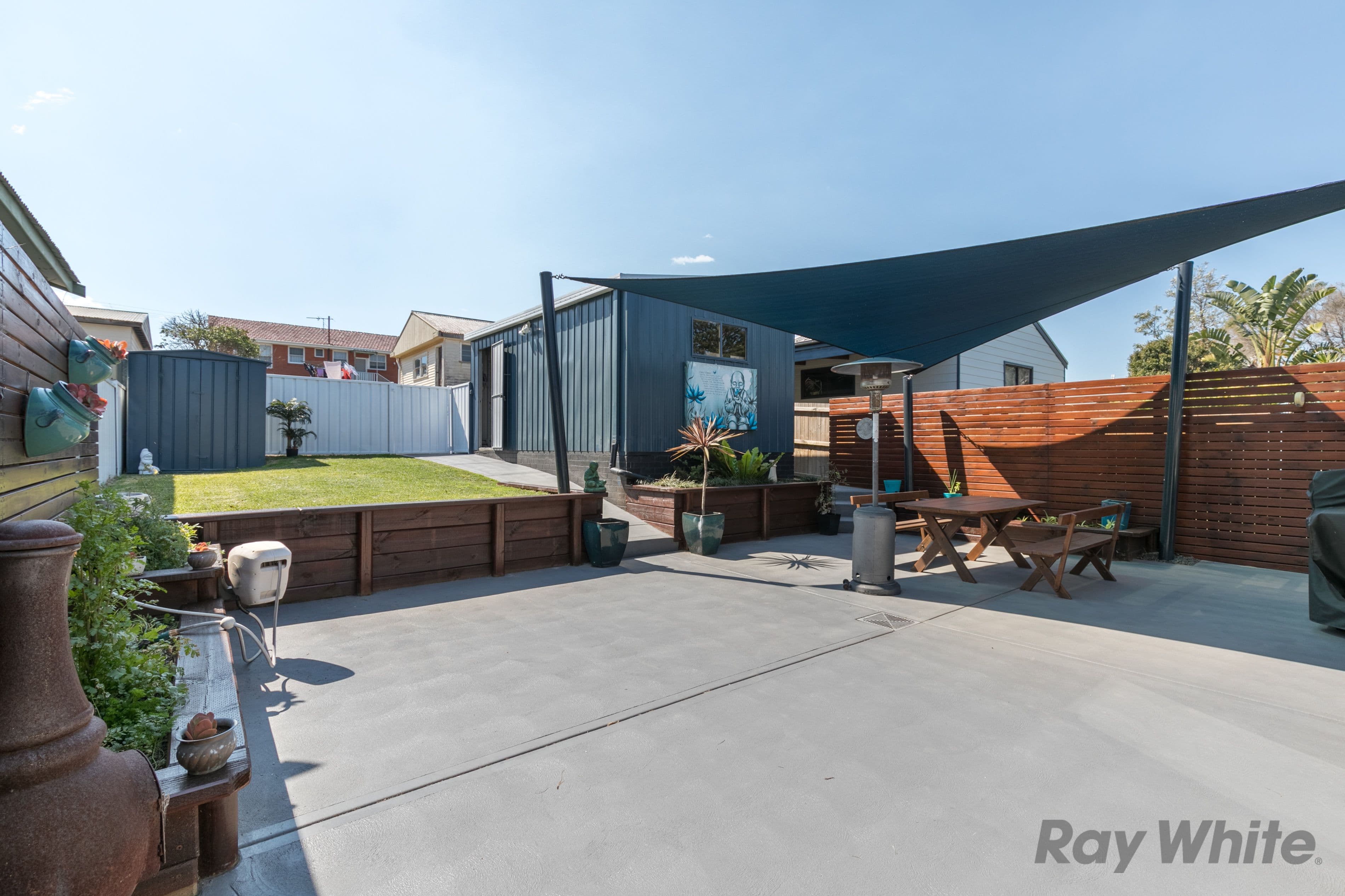 39 Brown Street, Redhead - Thumbnail 3