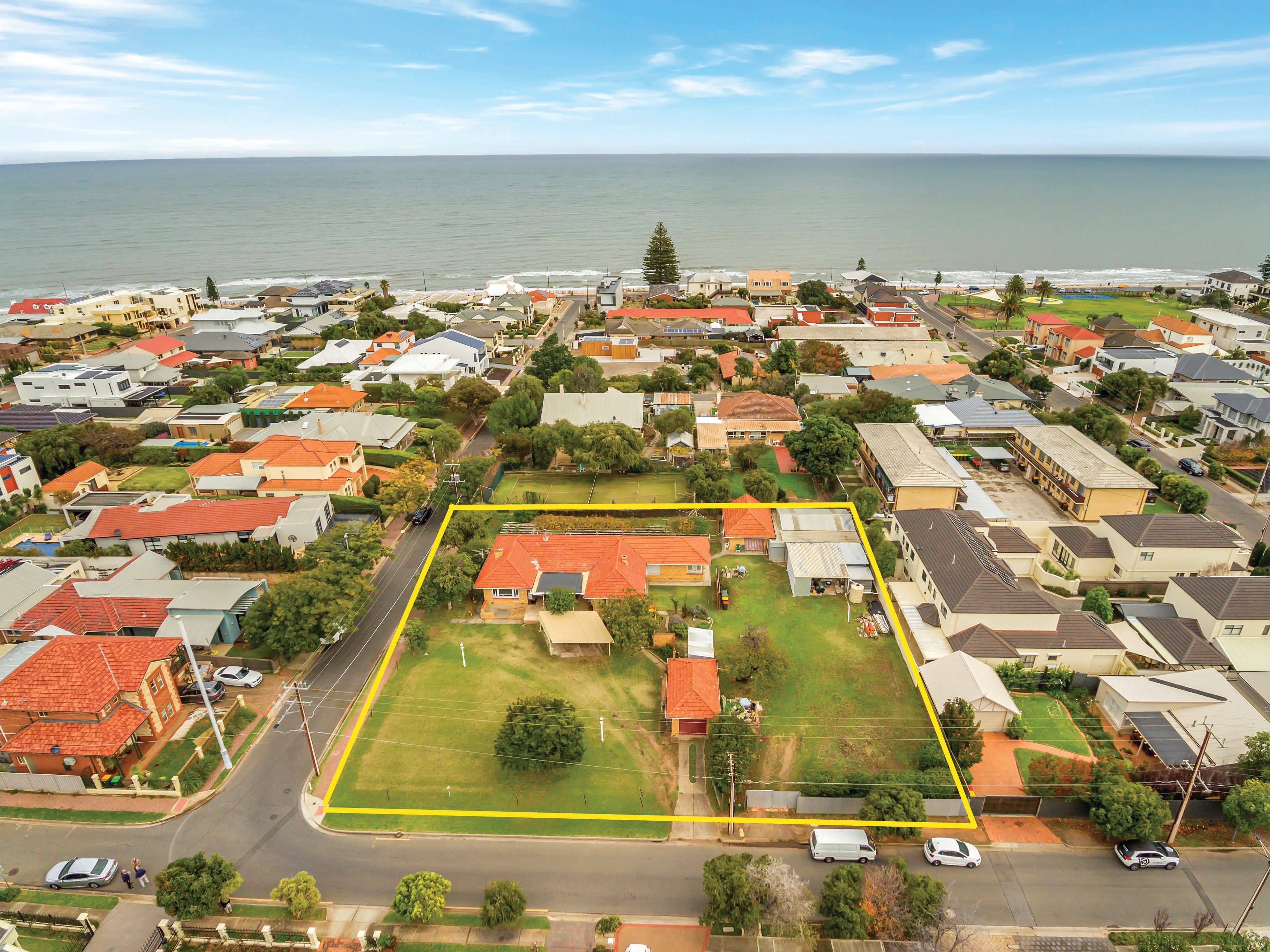 4 Waverley Terrace, Hove SA 5048, Hove - Image 1