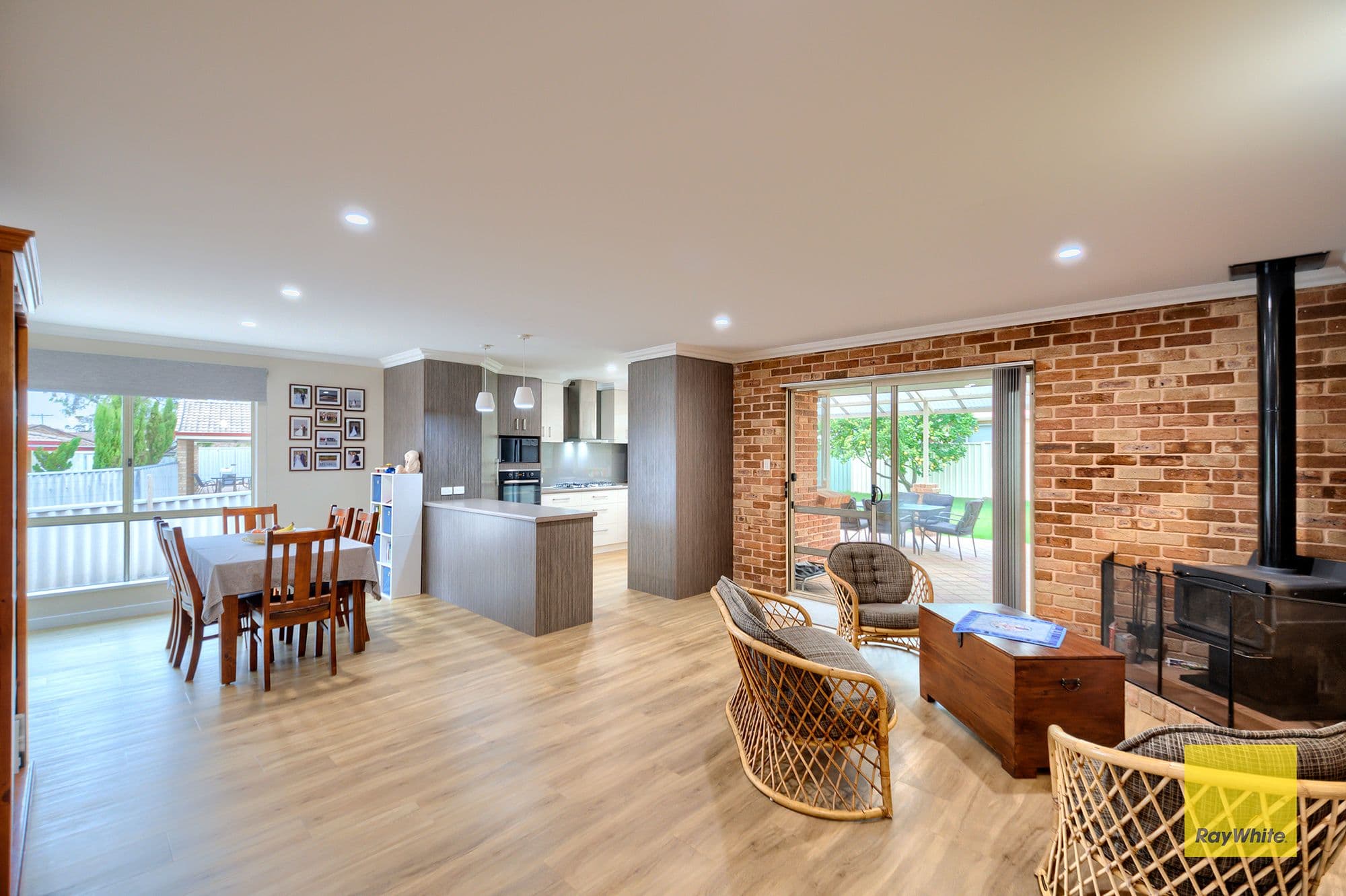 11 Seville Way, Orana WA 6330, Orana - Thumbnail 2