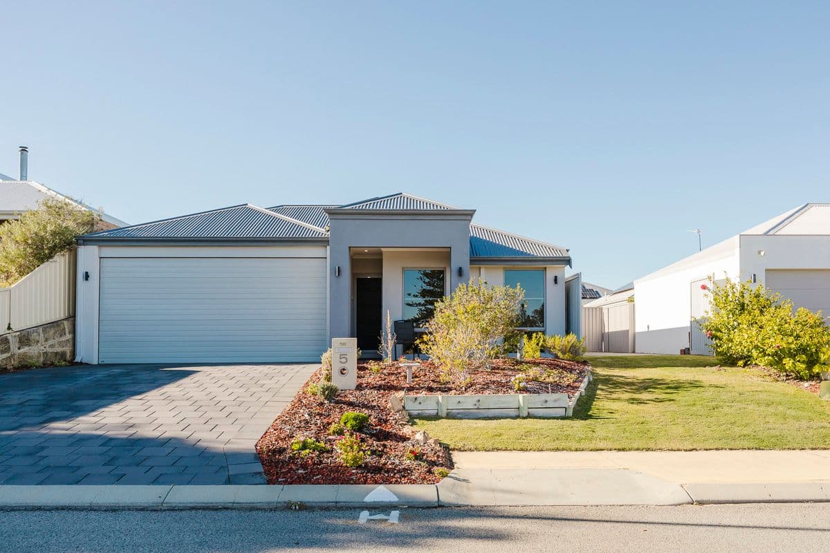5 Abrolhos Close, Two Rocks WA 6037, Two Rocks - Thumbnail 5