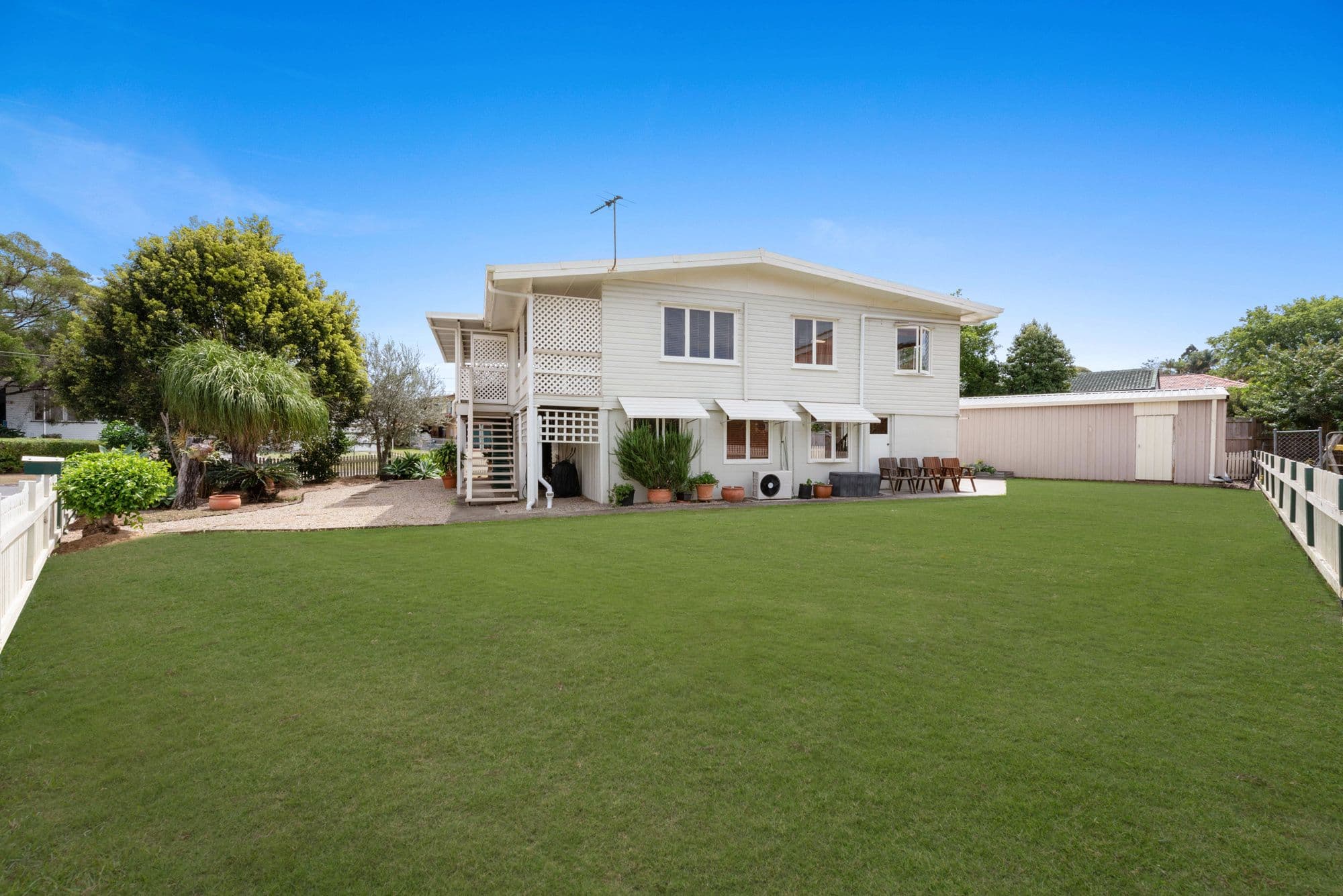 2 Mee Street, Carina QLD 4152, Carina - Thumbnail 2