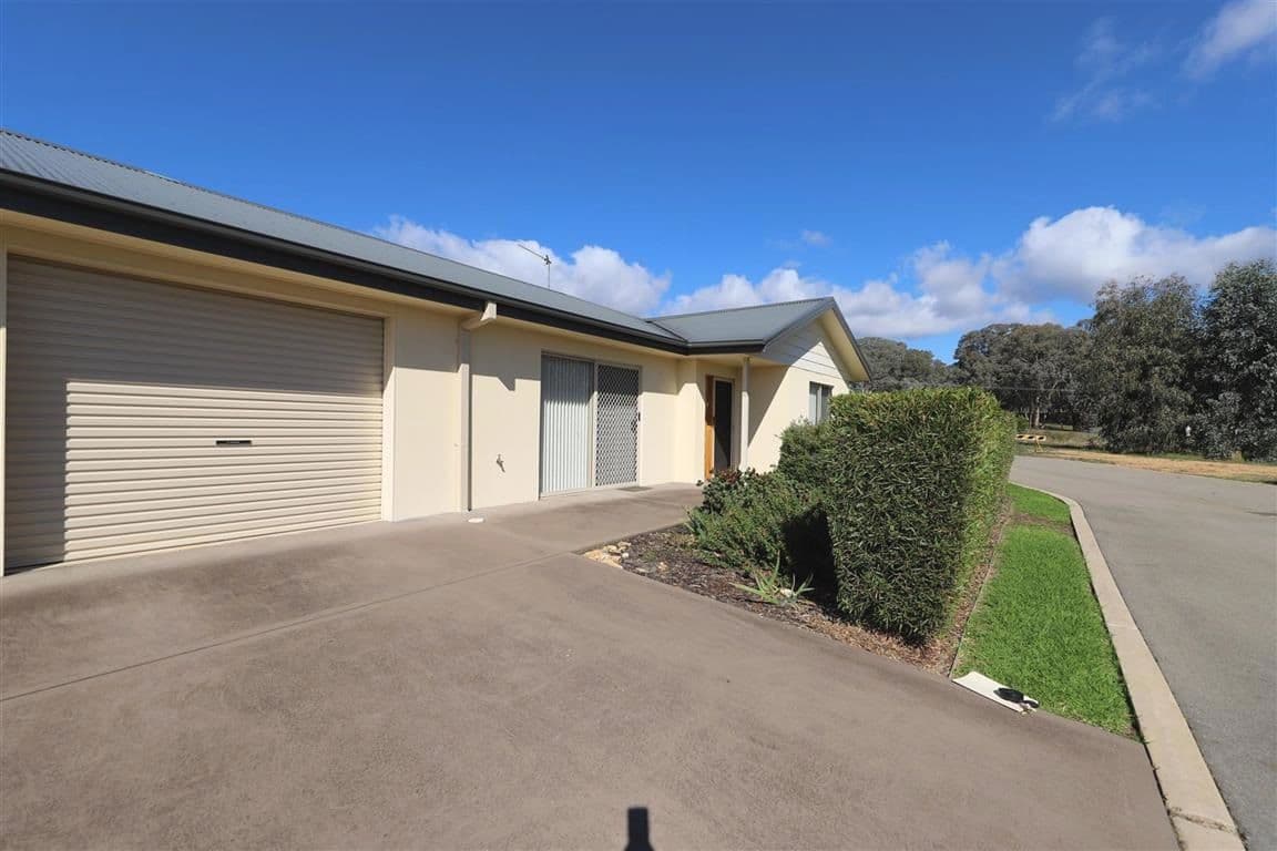 Villa 33 84 Currawong Road, Tumut NSW 2720, Tumut - Image 1