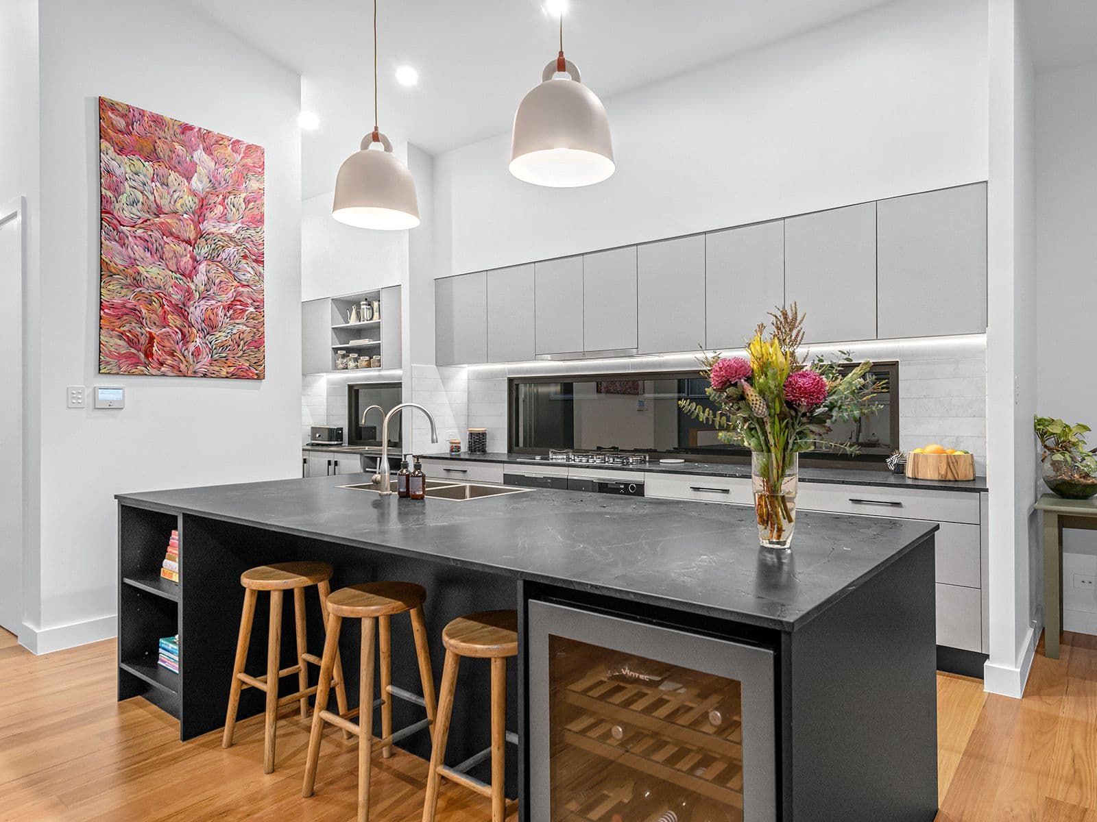 28 Newton Street, Grange QLD 4051, Grange - Thumbnail 2
