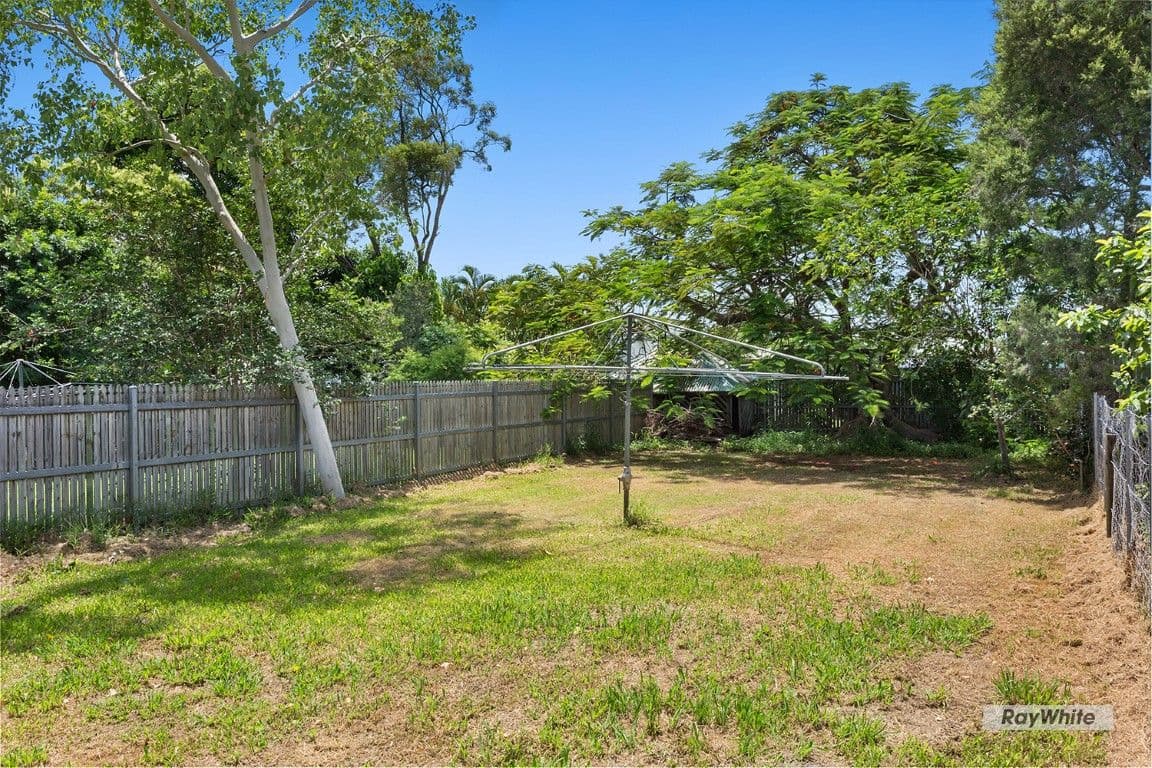 7 Connolly Street, Allenstown QLD 4700, Allenstown - Thumbnail 7