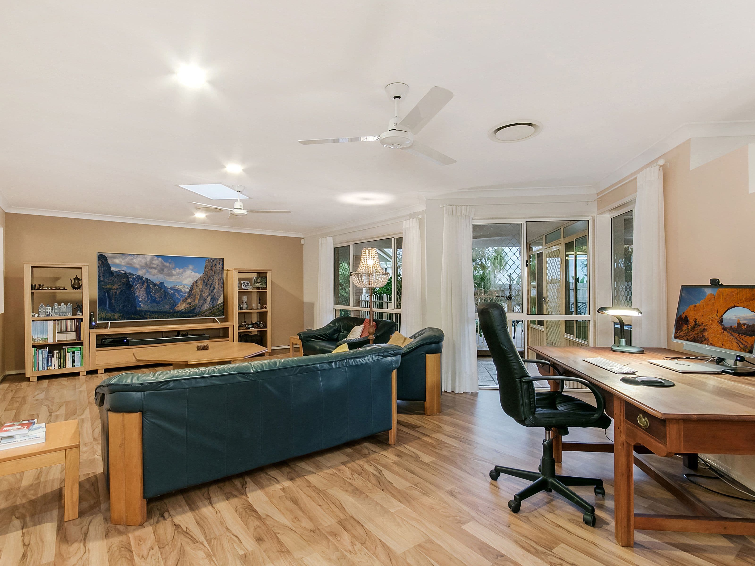 4 Urangan Court, Helensvale QLD 4212, Helensvale - Thumbnail 4