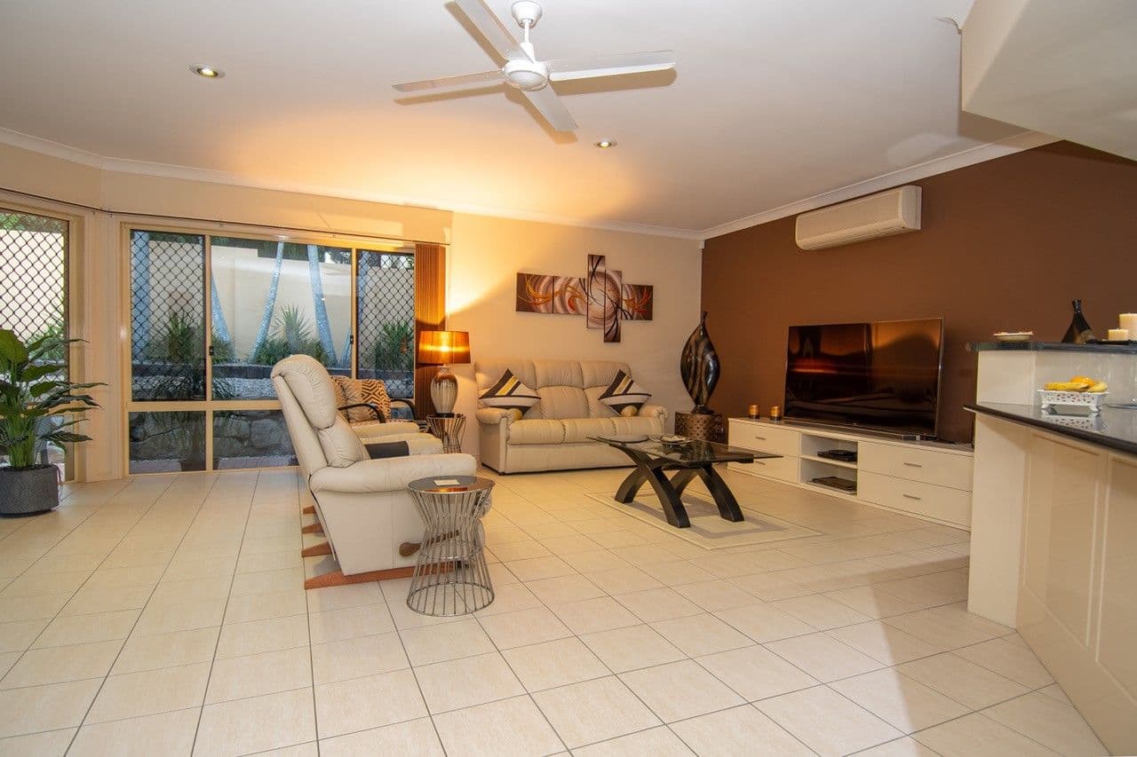 12 Portreeves Place, Arundel QLD 4214, Arundel - Thumbnail 8