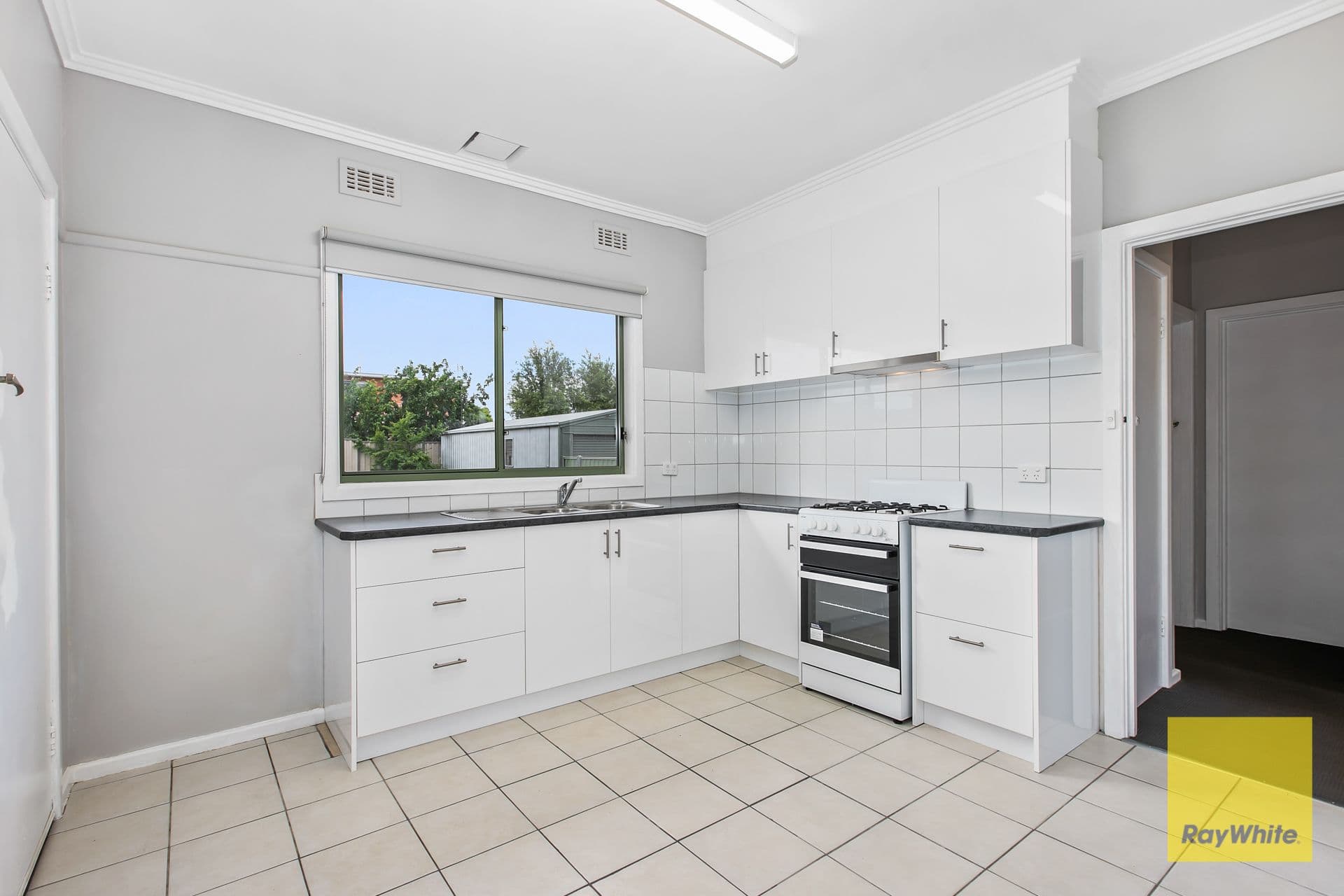 9 Janice Grove, Dandenong VIC 3175, Dandenong - Thumbnail 5