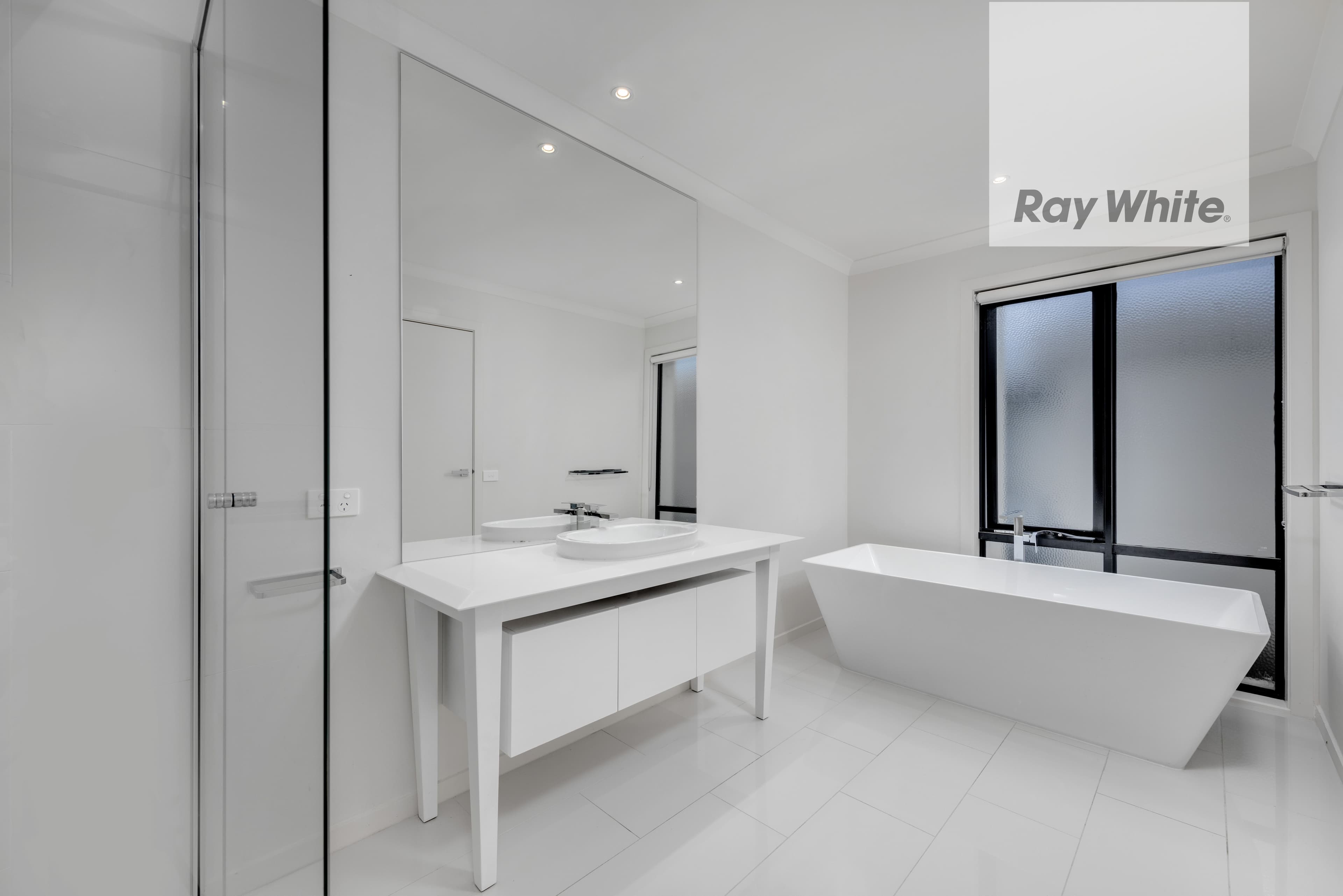 57 Manchester Crescent, Bundoora VIC 3083, Bundoora - Thumbnail 5