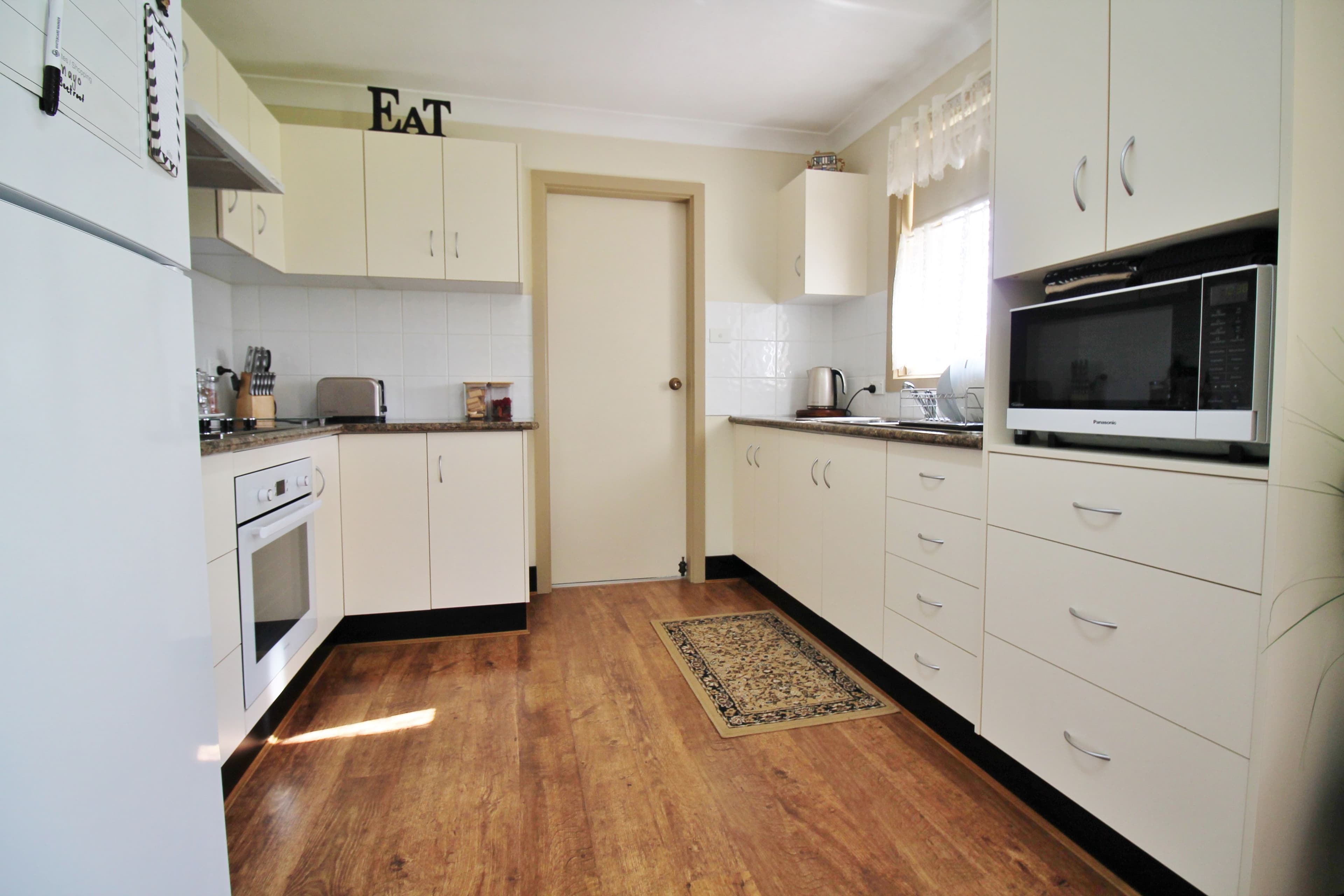 27 Trafalgar Street, Young NSW 2594, Young - Thumbnail 2