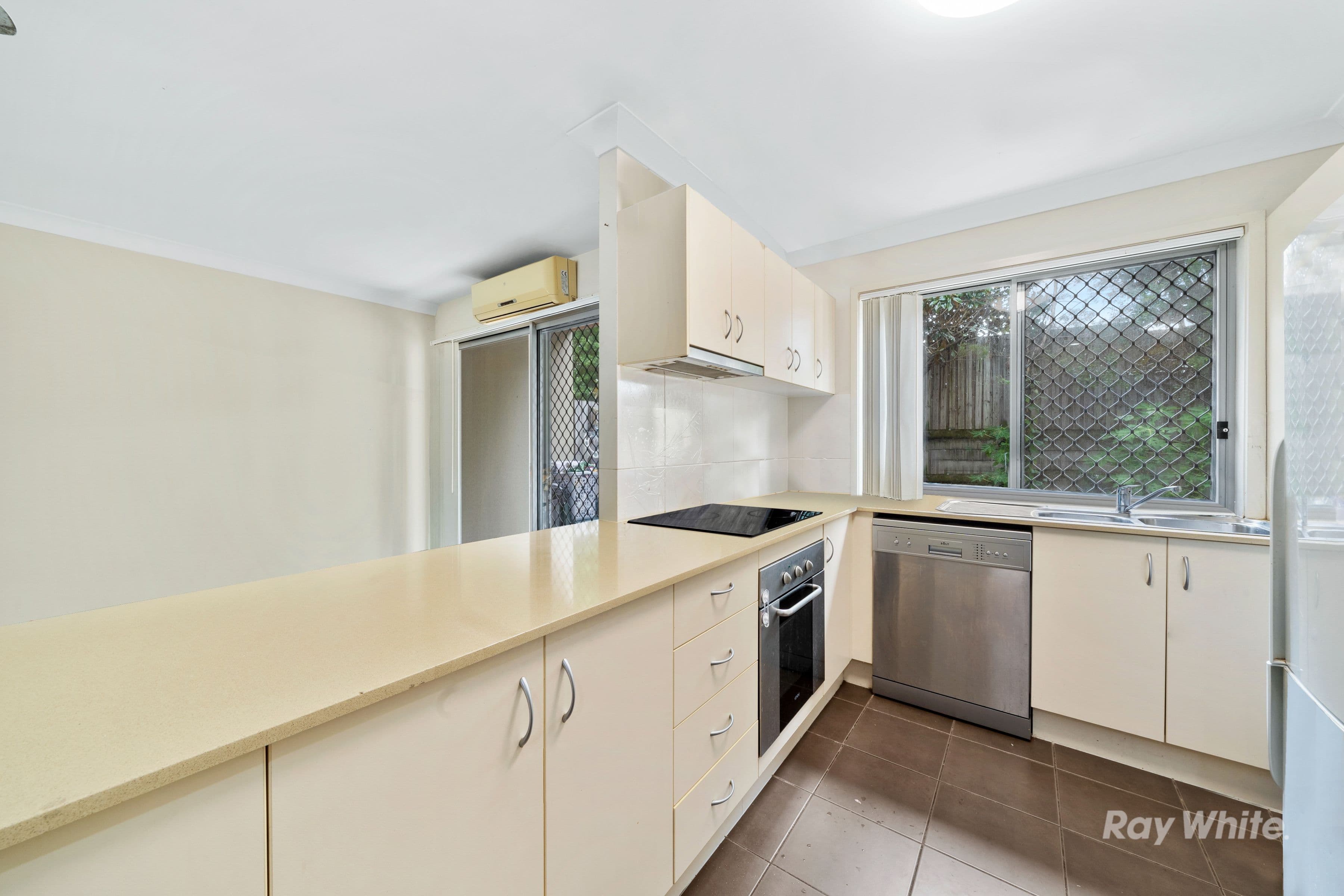 116-136 Station Road, Loganlea QLD 4131, Loganlea - Thumbnail 7