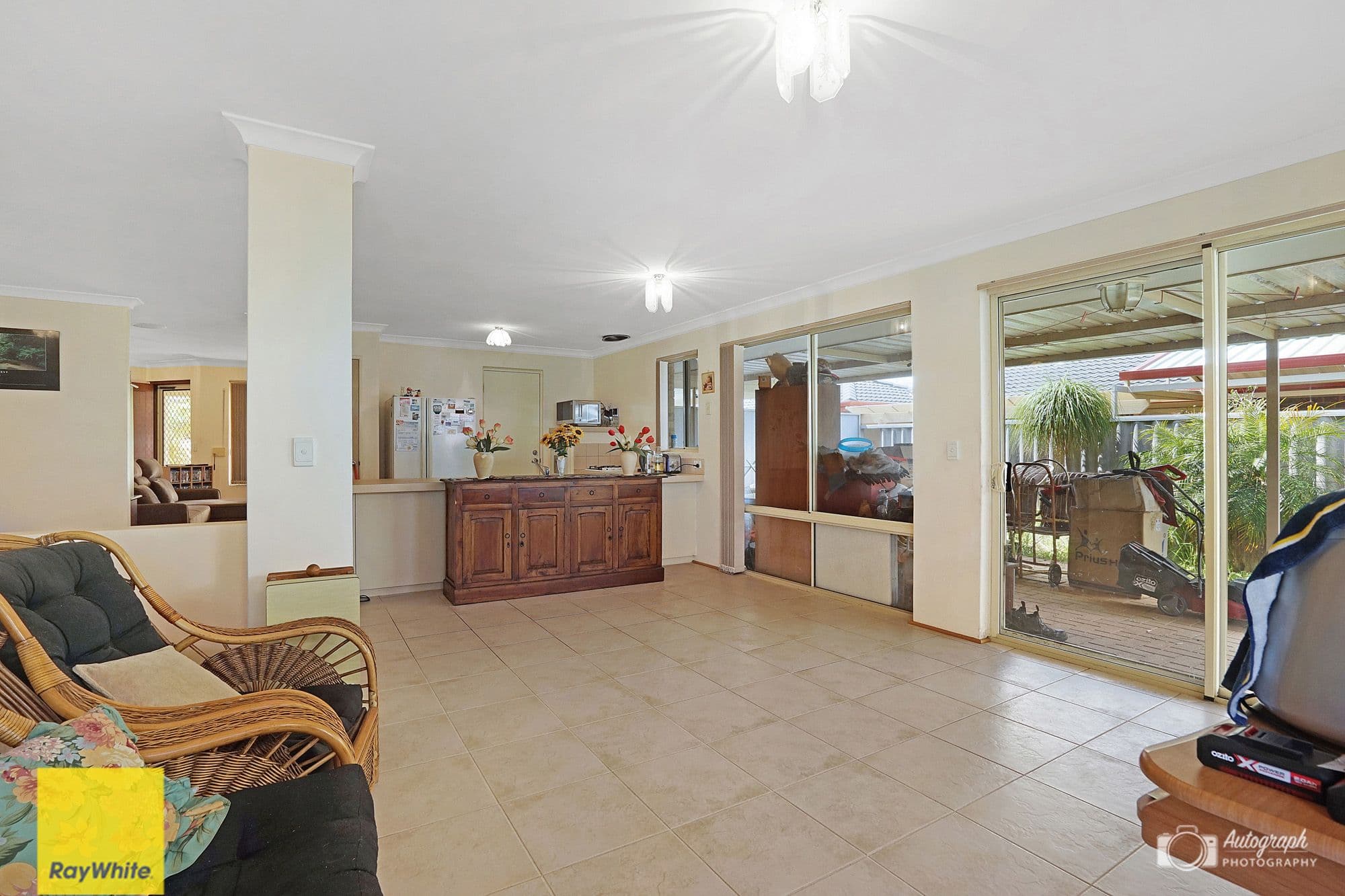 47 Bloodwood Drive, Marangaroo WA 6064, Marangaroo - Thumbnail 7