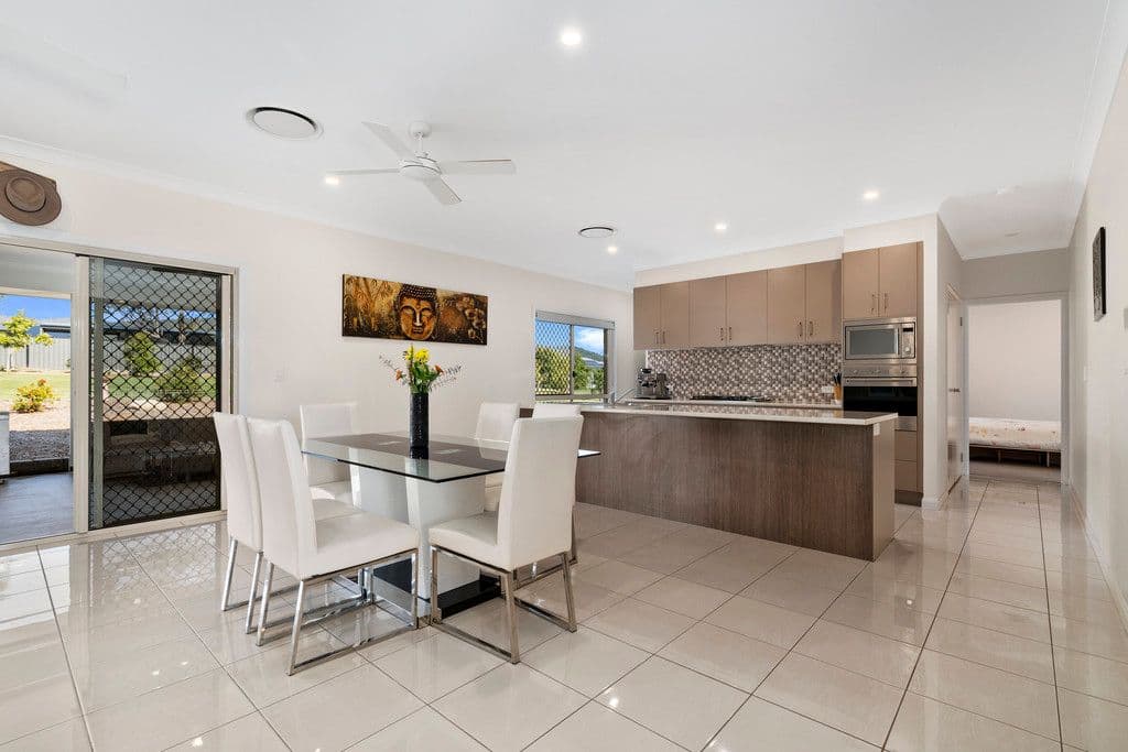 5 Farrow Close, Woodford QLD 4514, Woodford - Thumbnail 5